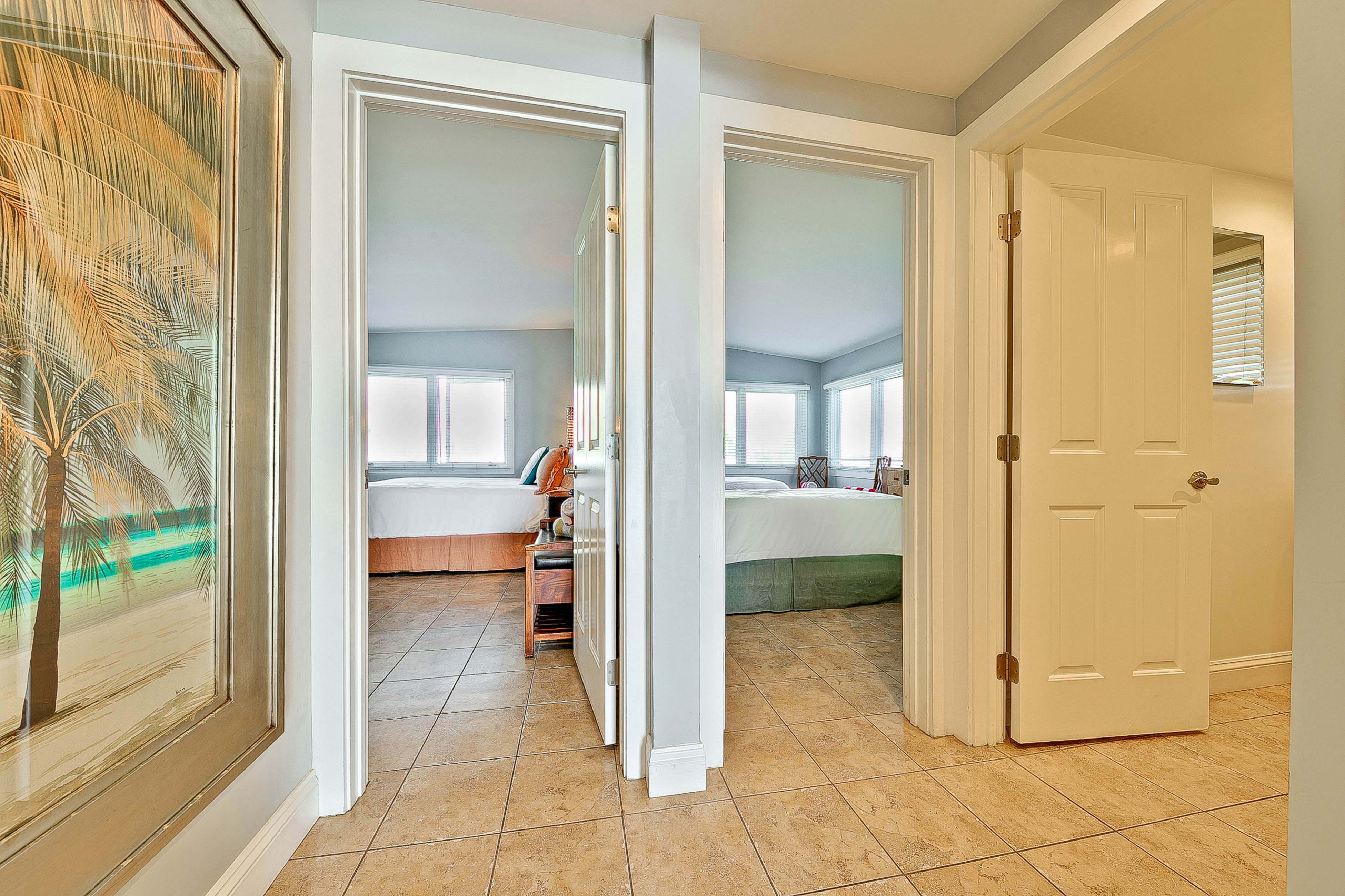 Tommy Bahama Beach Rd II