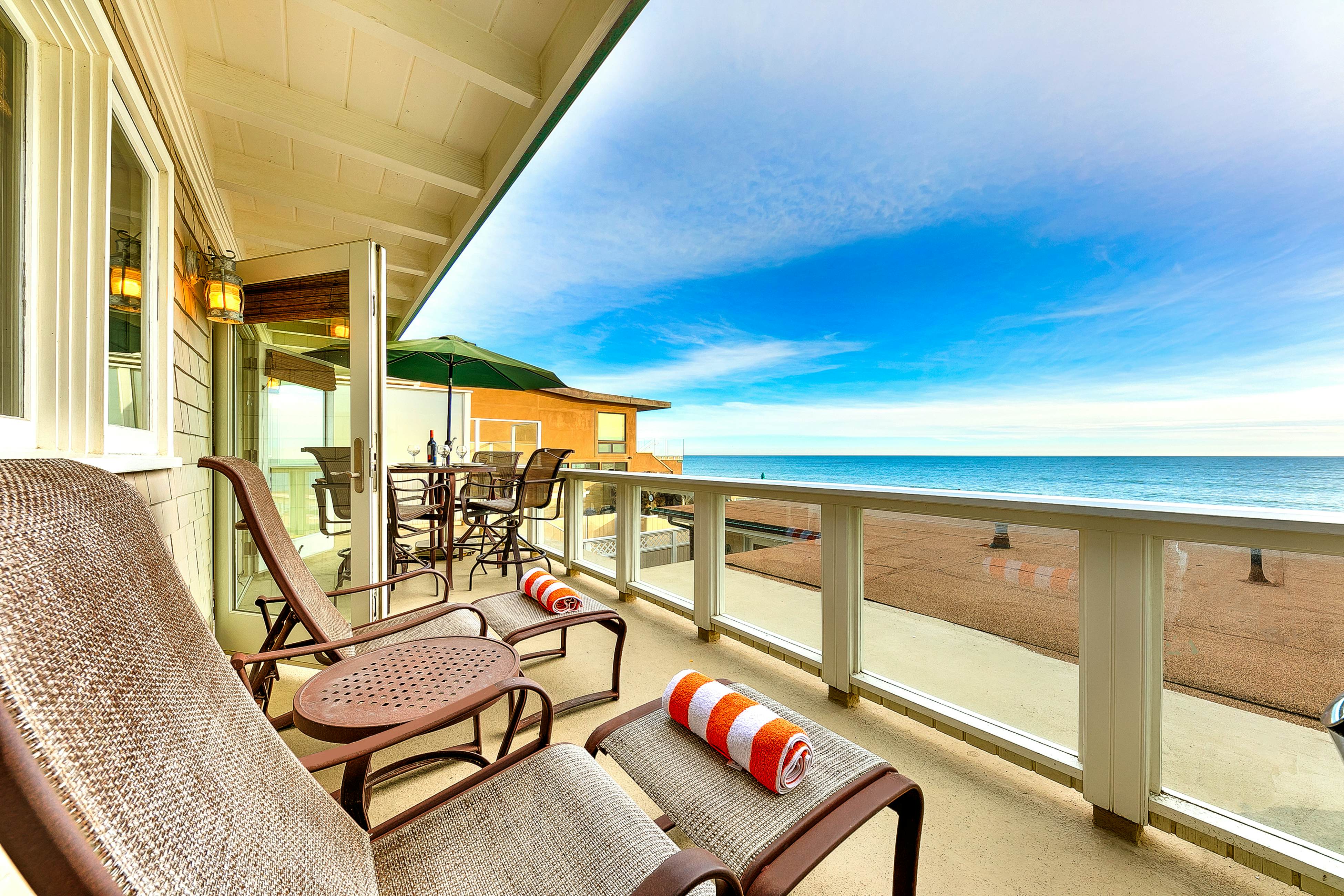 Tommy Bahama Beach Rd II