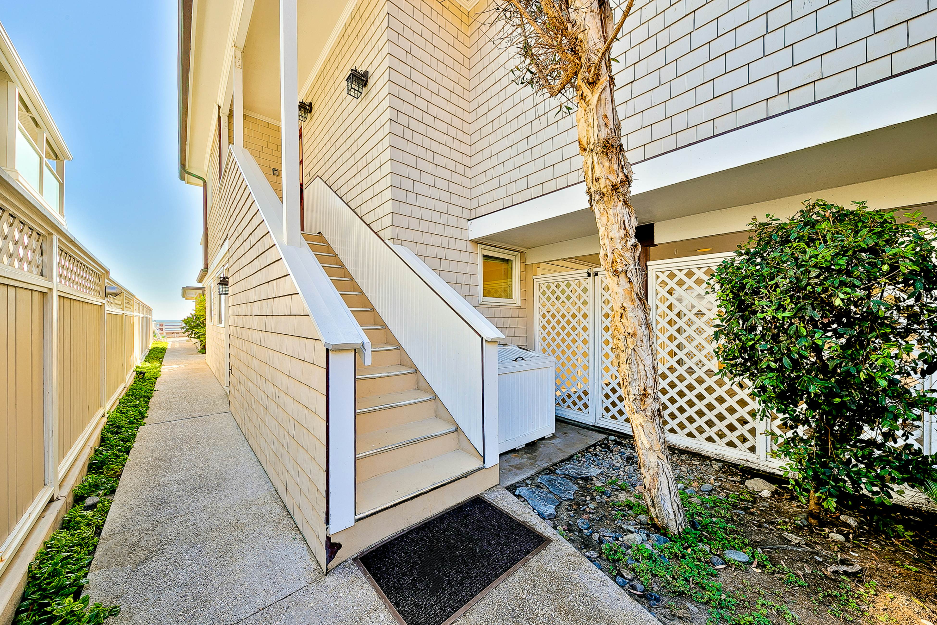 Tommy Bahama Beach Rd II