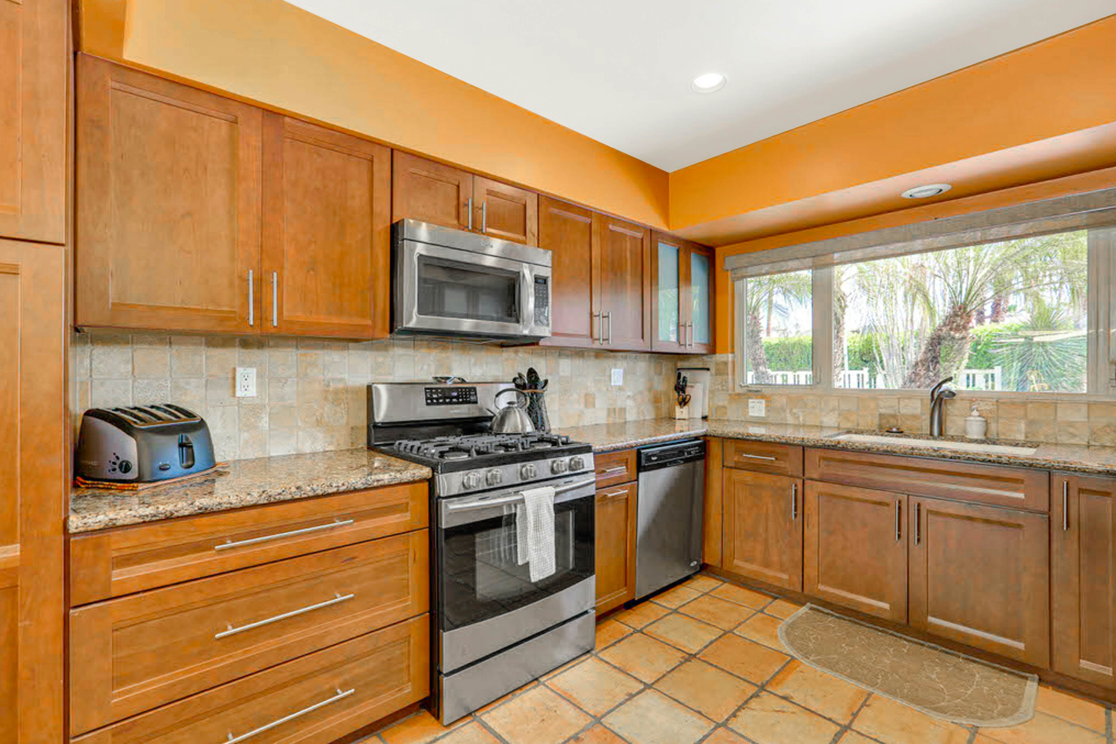 Palm Paradise - 2882