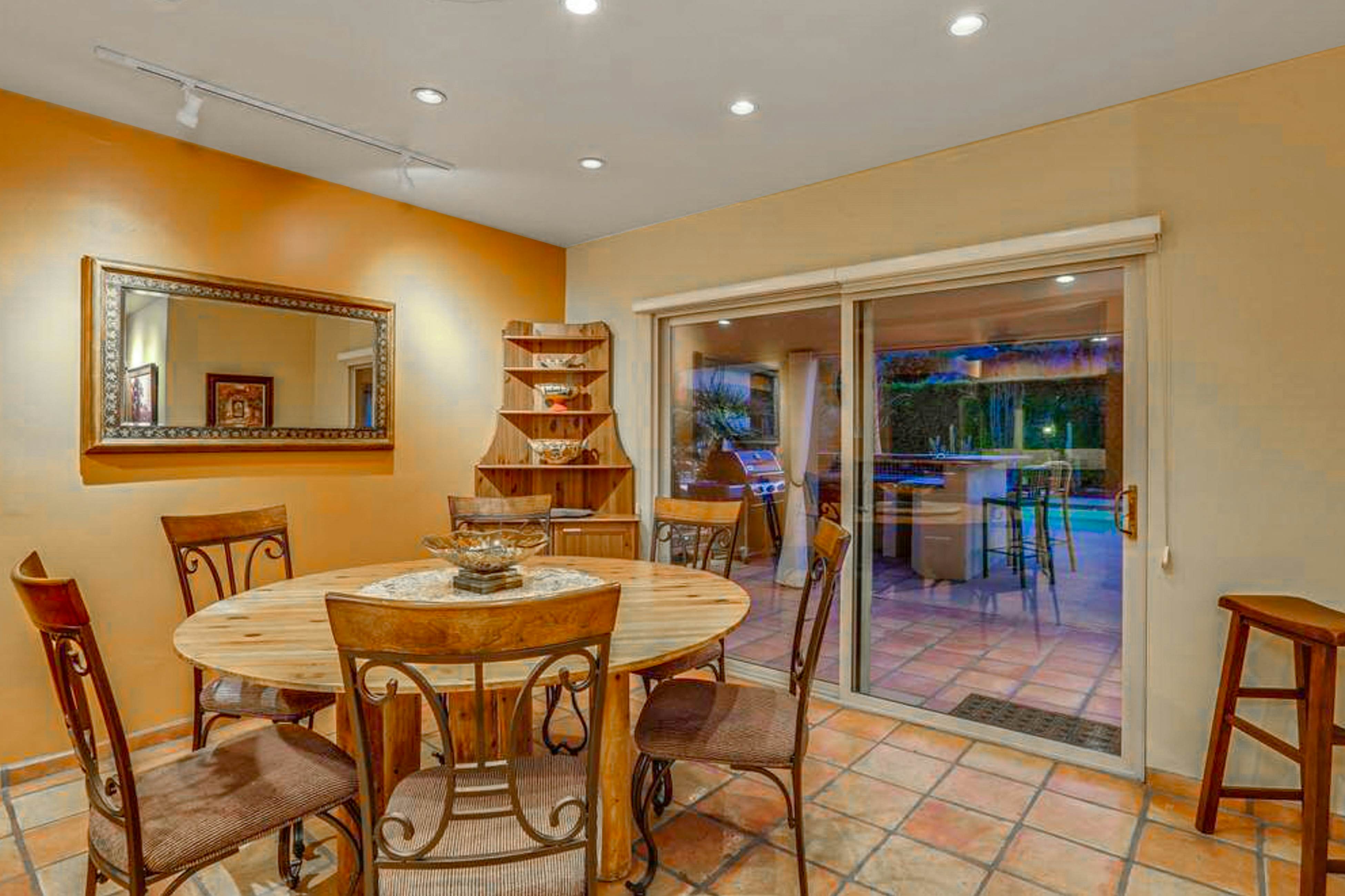 Palm Paradise - 2882