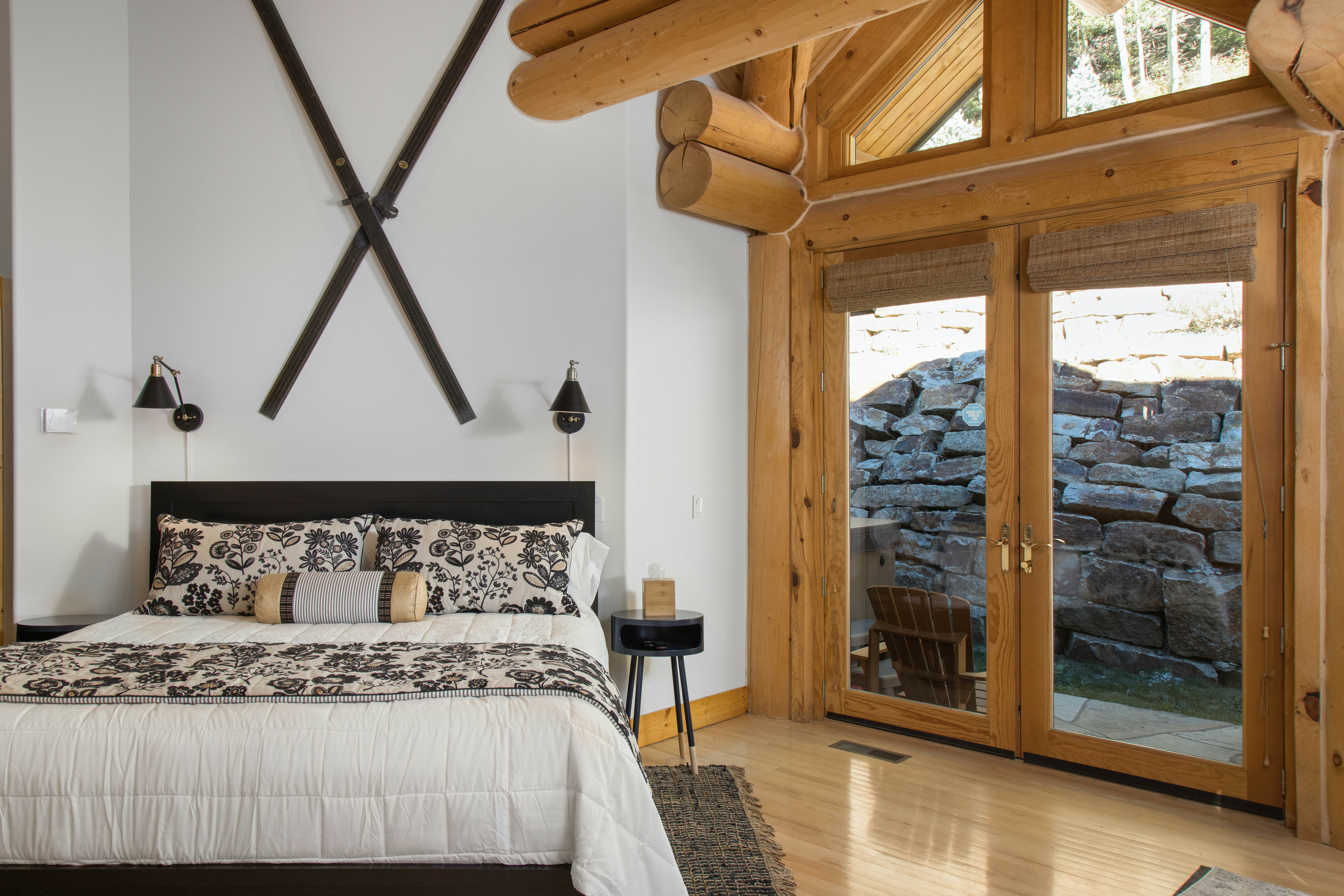 Sundance Lodge - 108 Lodges Lane