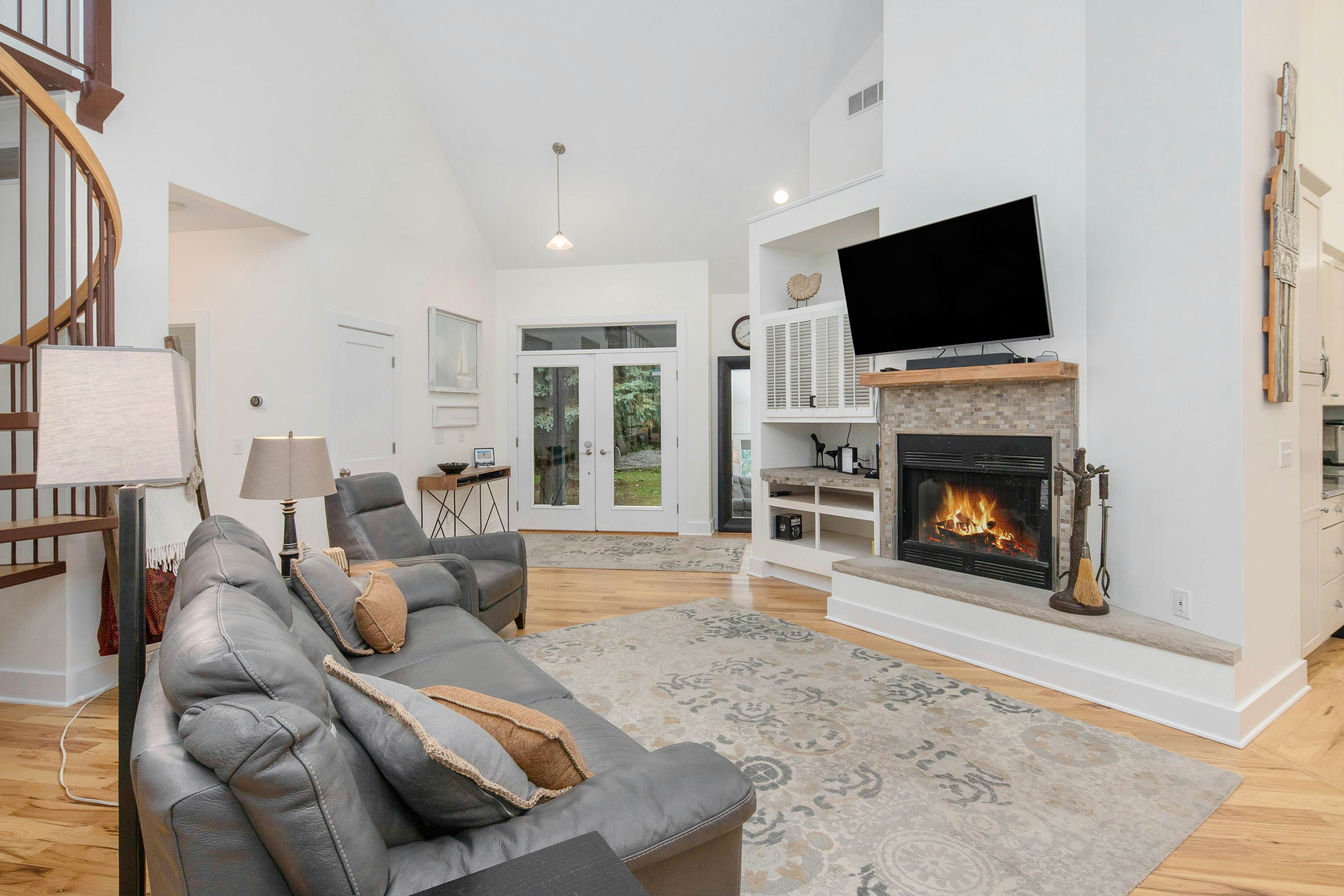 Union Pier Vacation Rentals, Cabin Rentals Vacasa