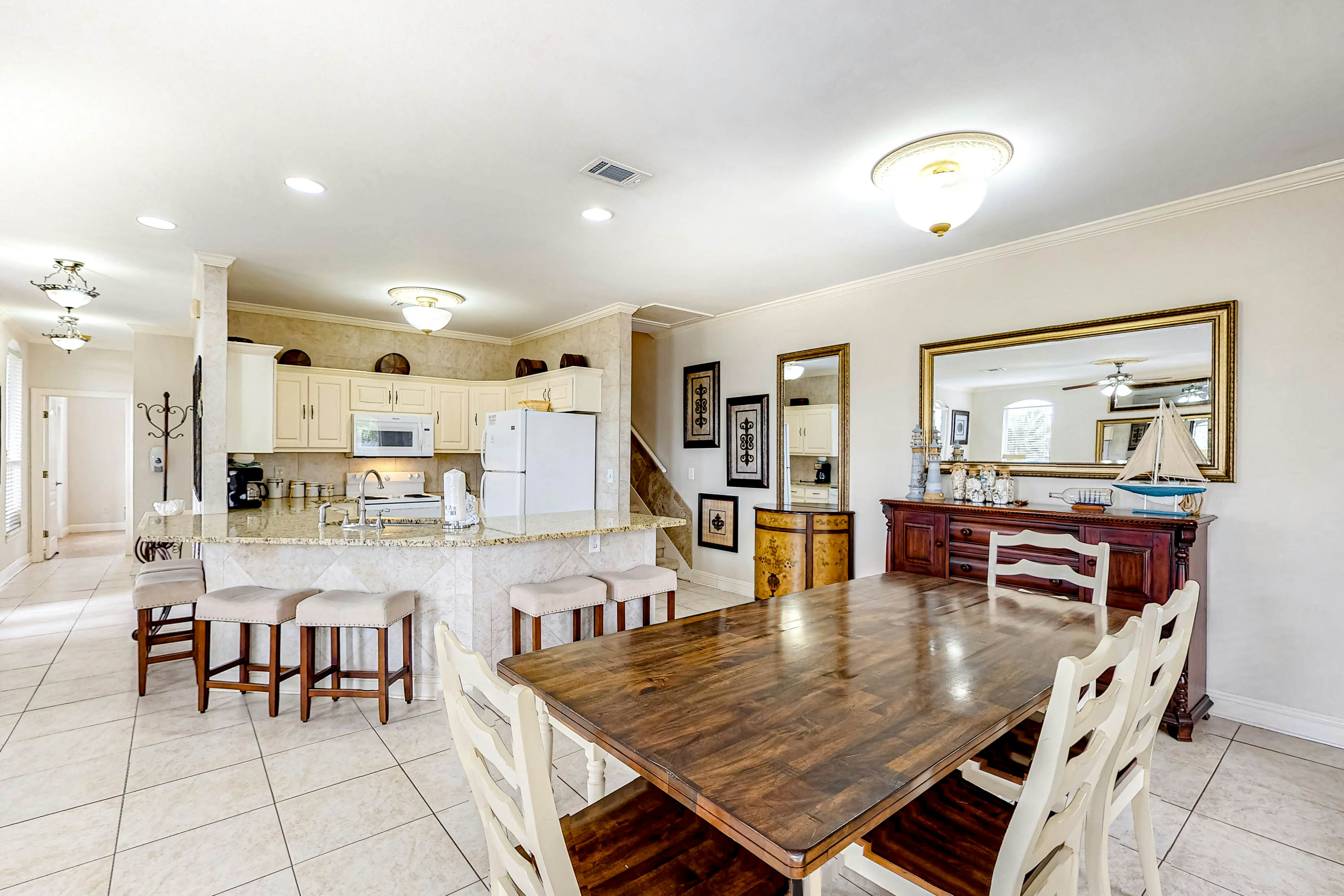 Emerald Shores - Emerald Shores Cottage