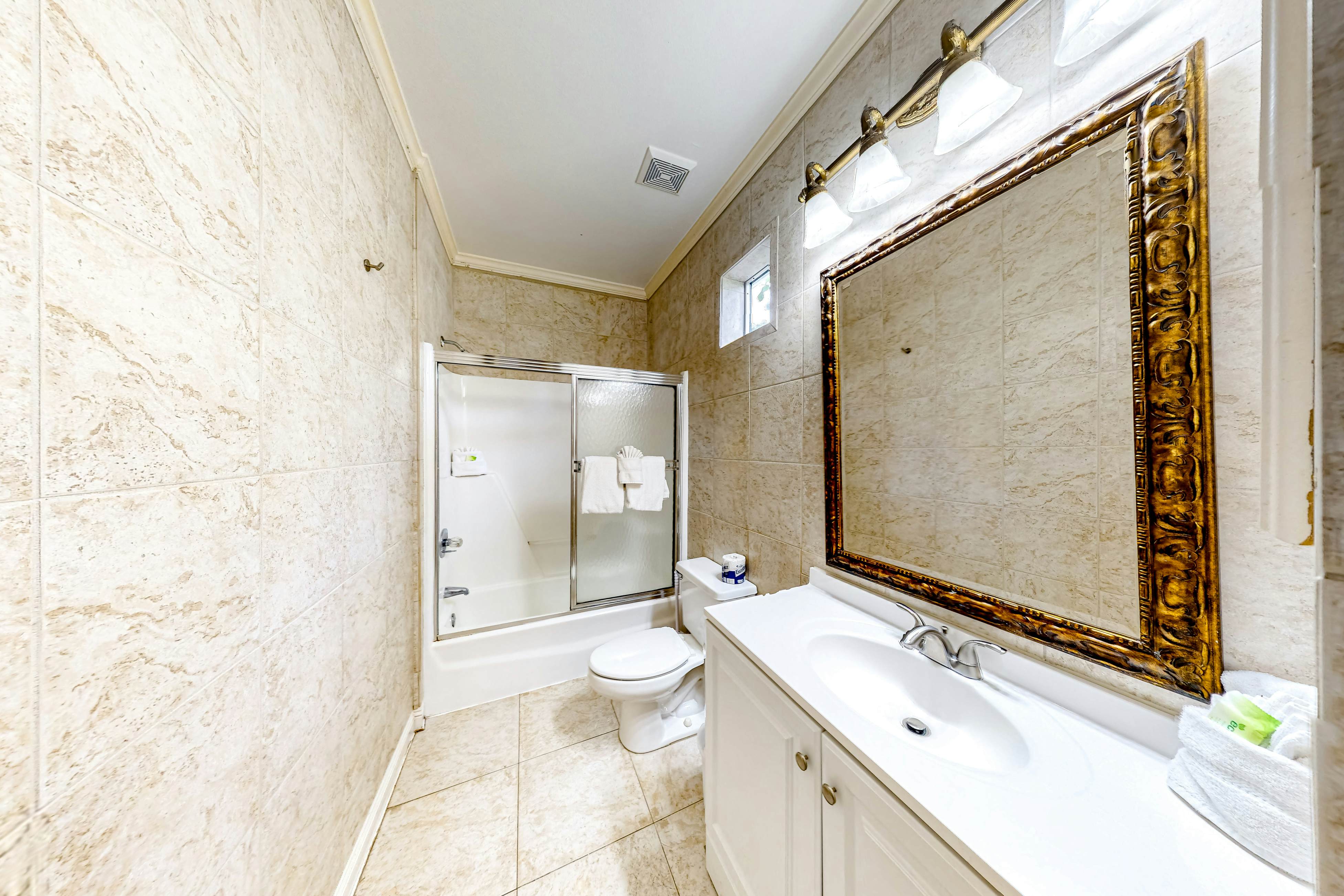 Emerald Shores - Emerald Shores Cottage