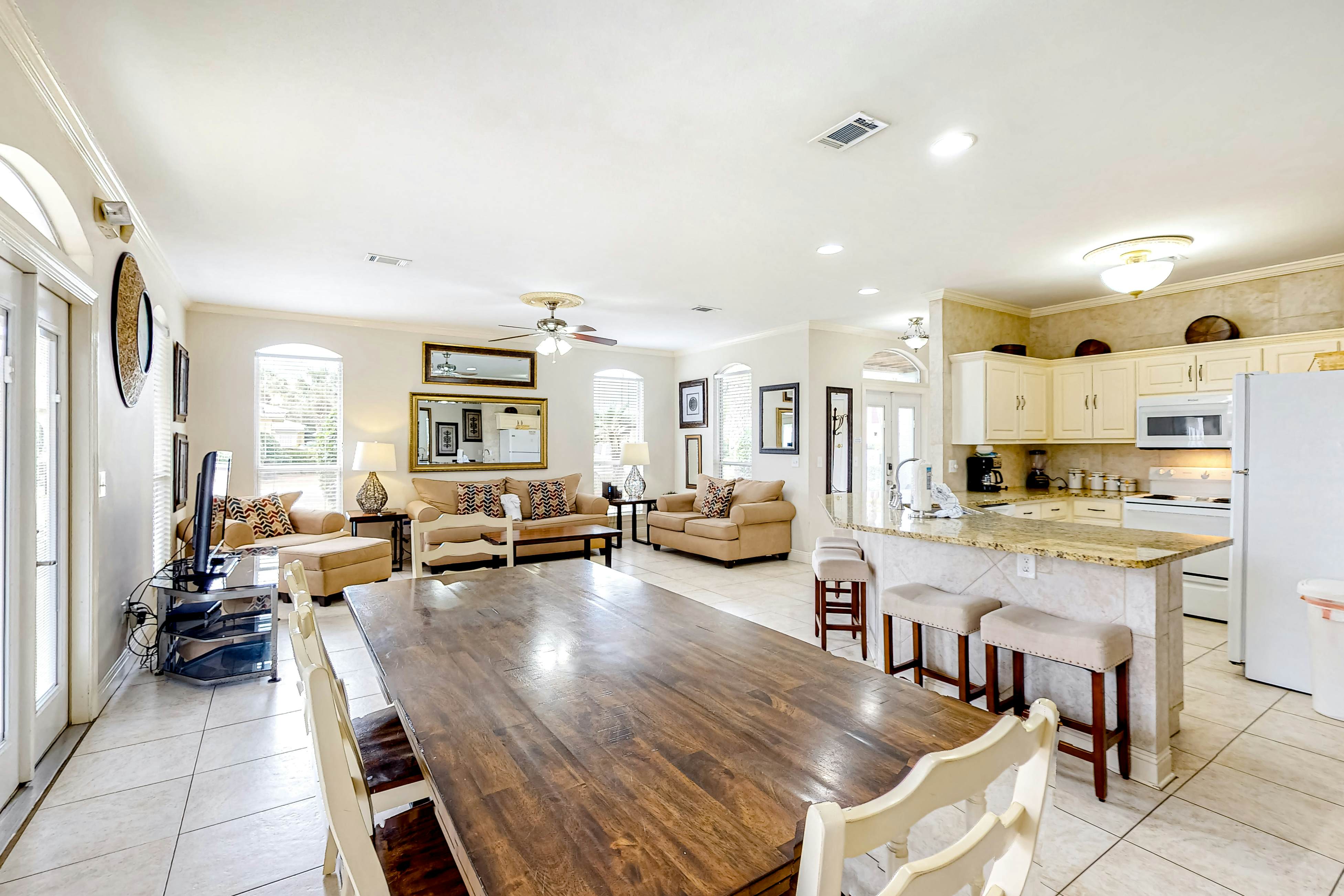 Emerald Shores - Emerald Shores Cottage