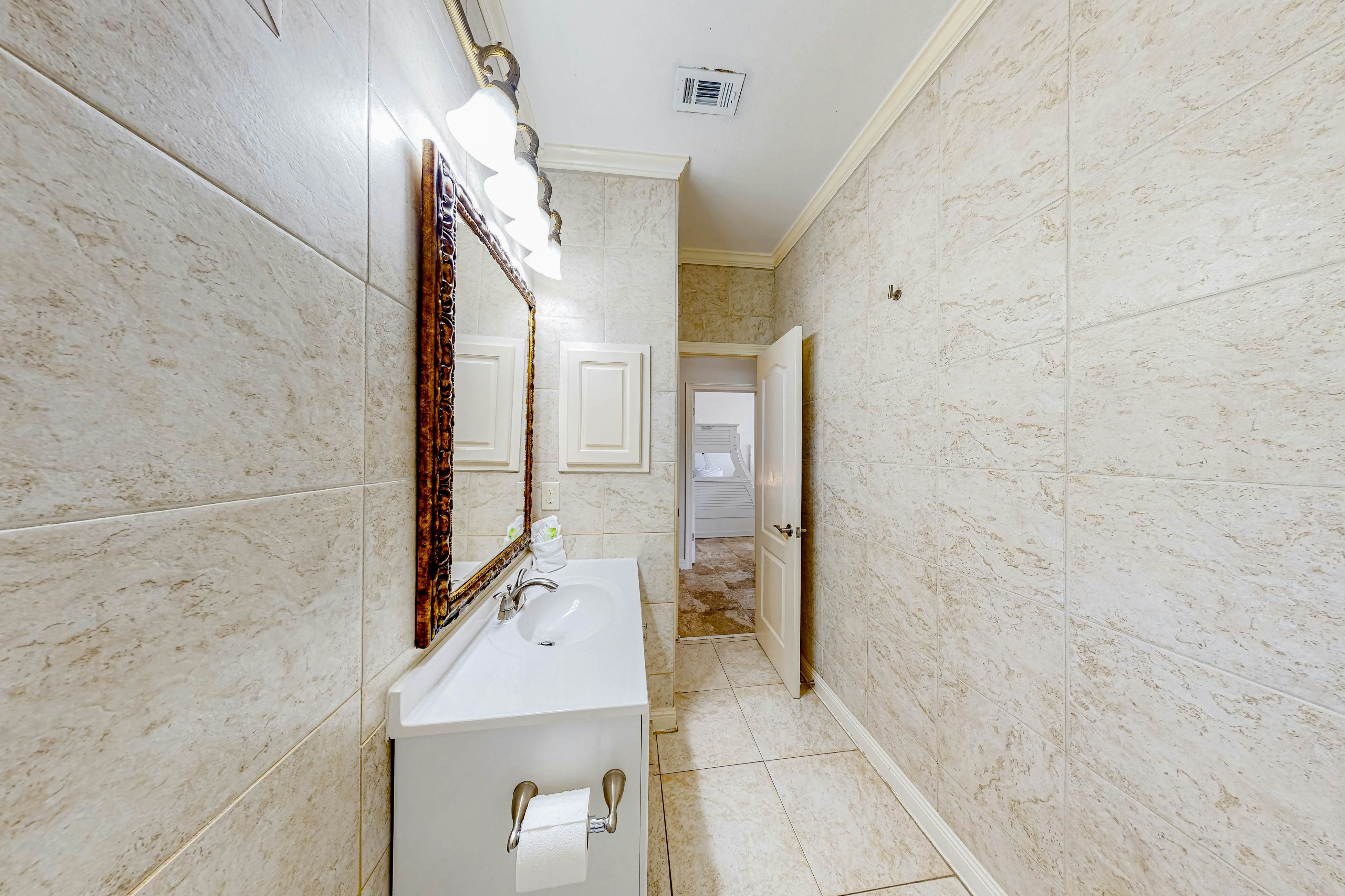 Emerald Shores - Emerald Shores Cottage