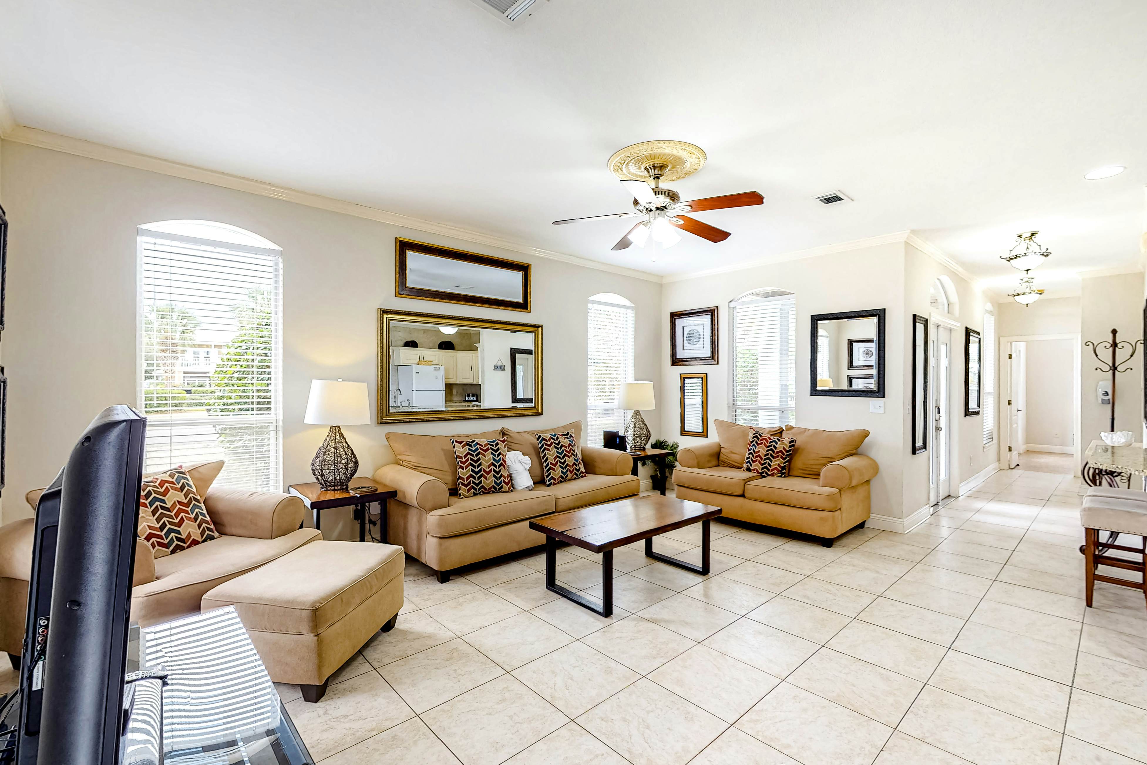 Emerald Shores - Emerald Shores Cottage