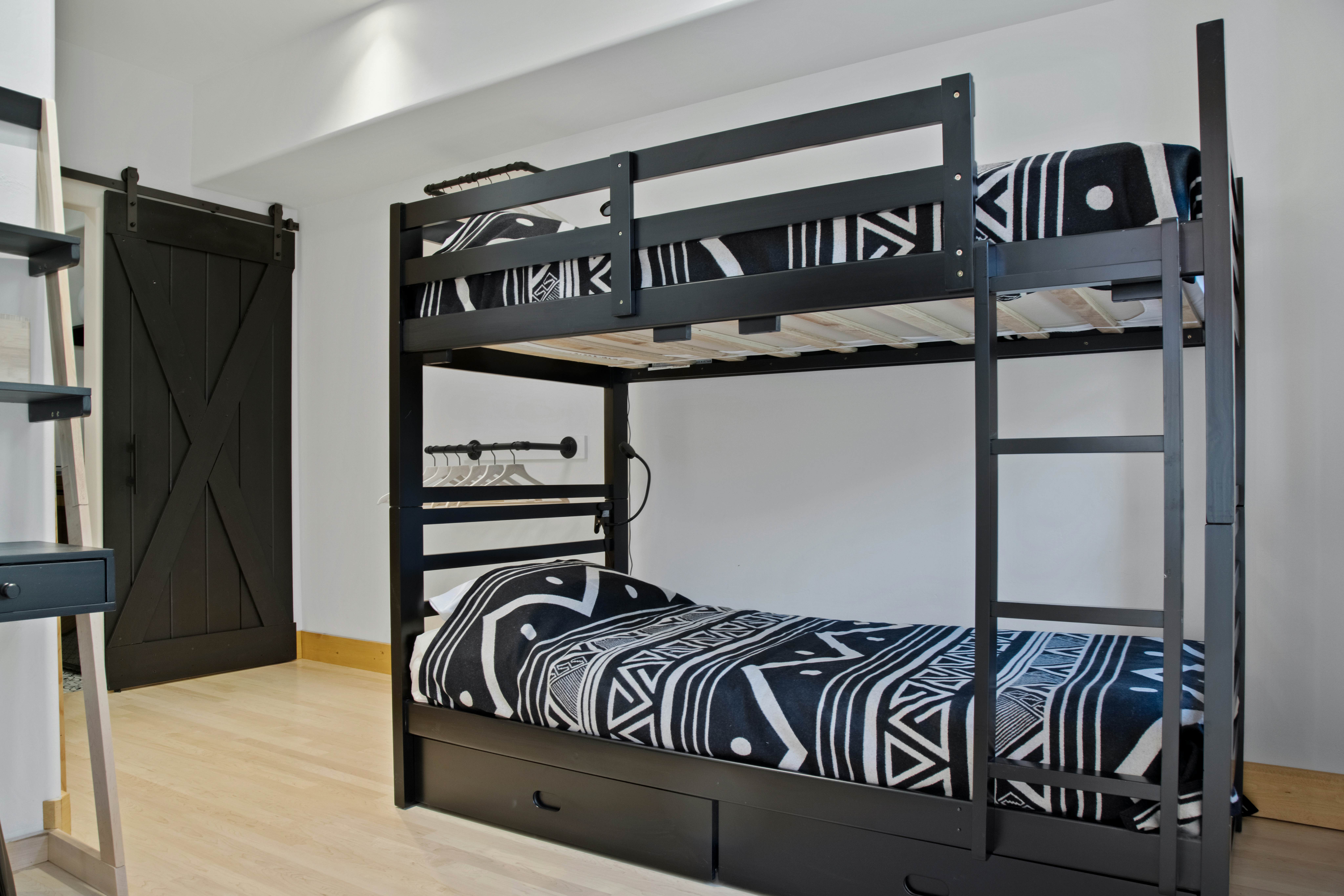 Sundance Lodge - 108 Lodges Lane