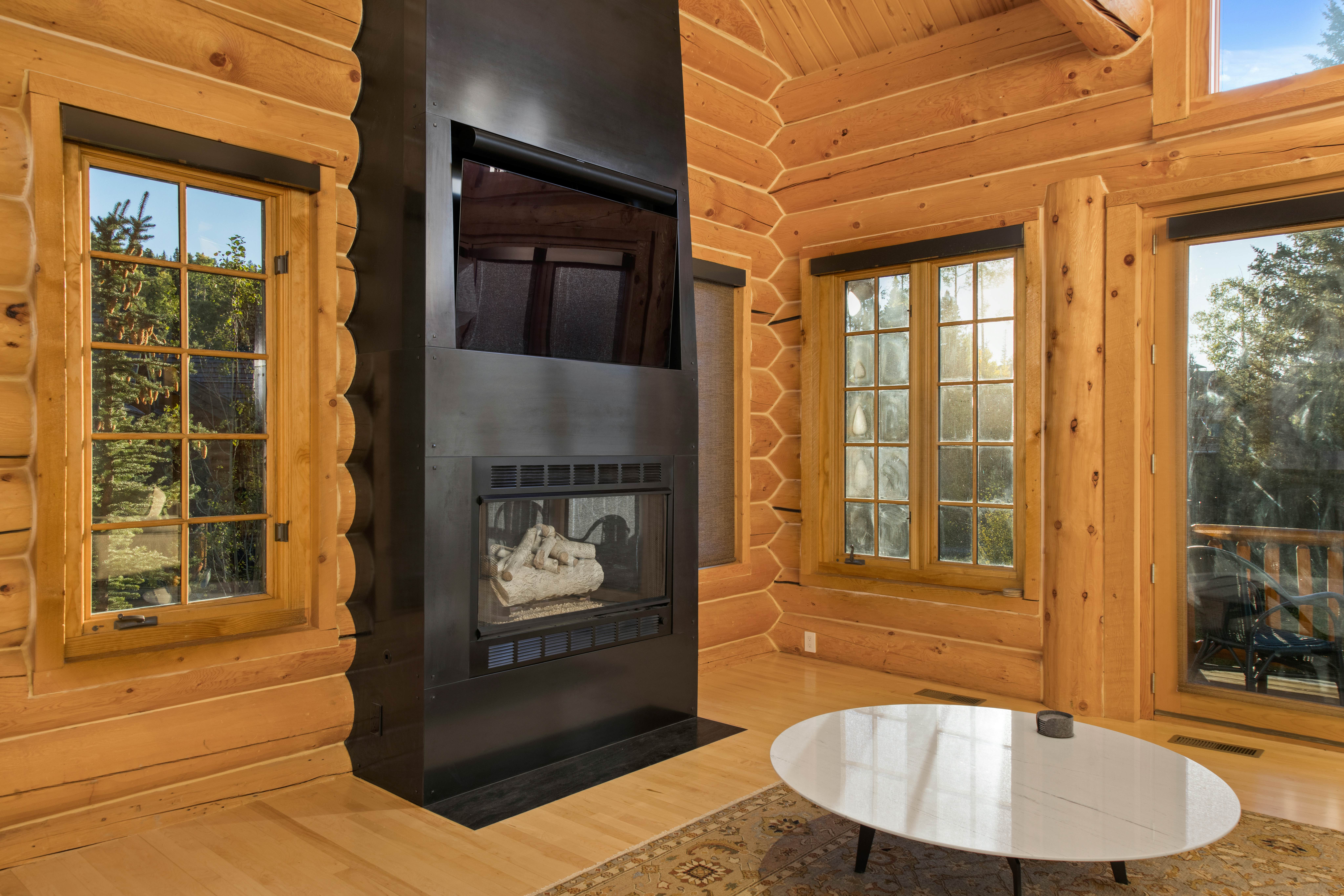 Sundance Lodge - 108 Lodges Lane