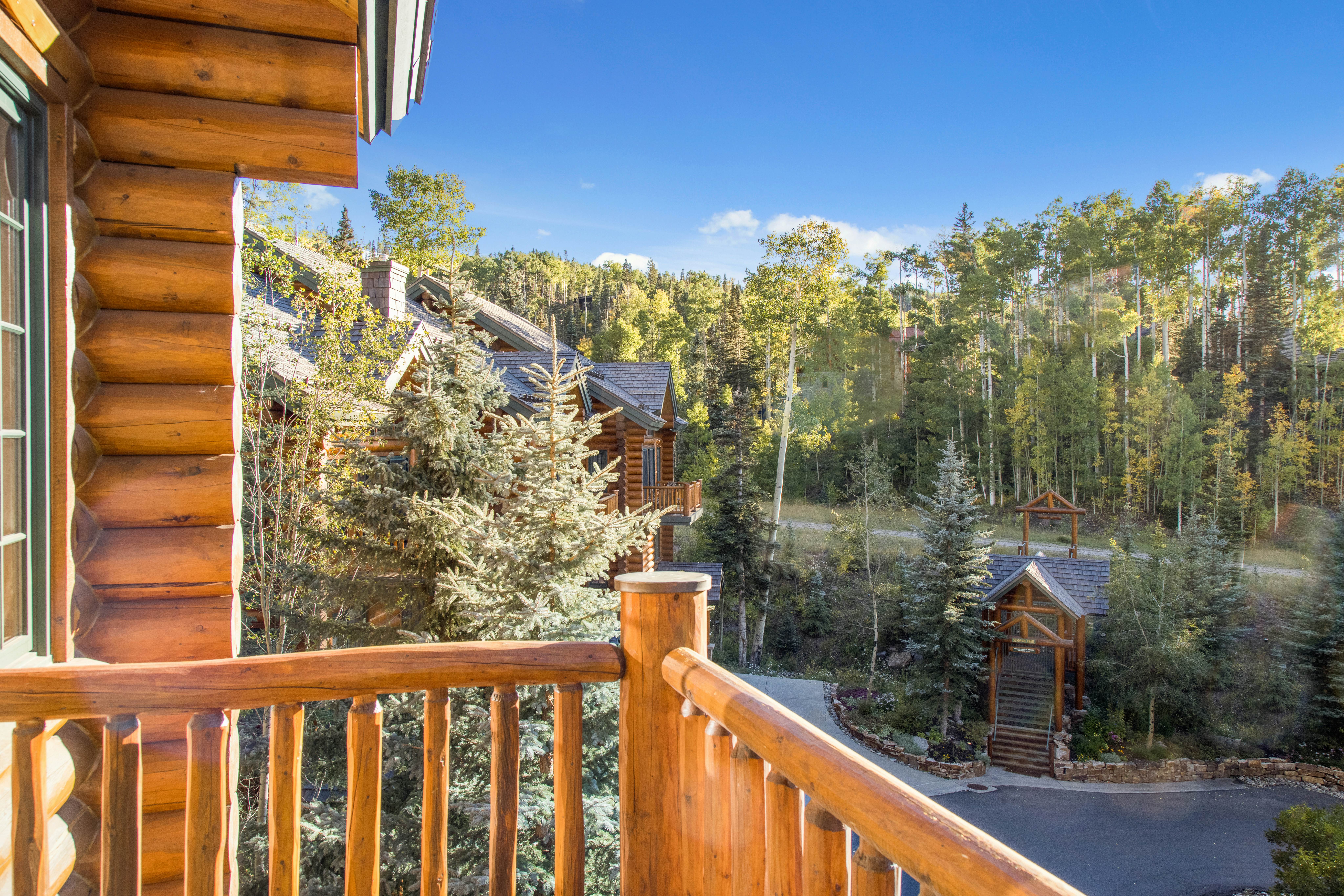 Sundance Lodge - 108 Lodges Lane