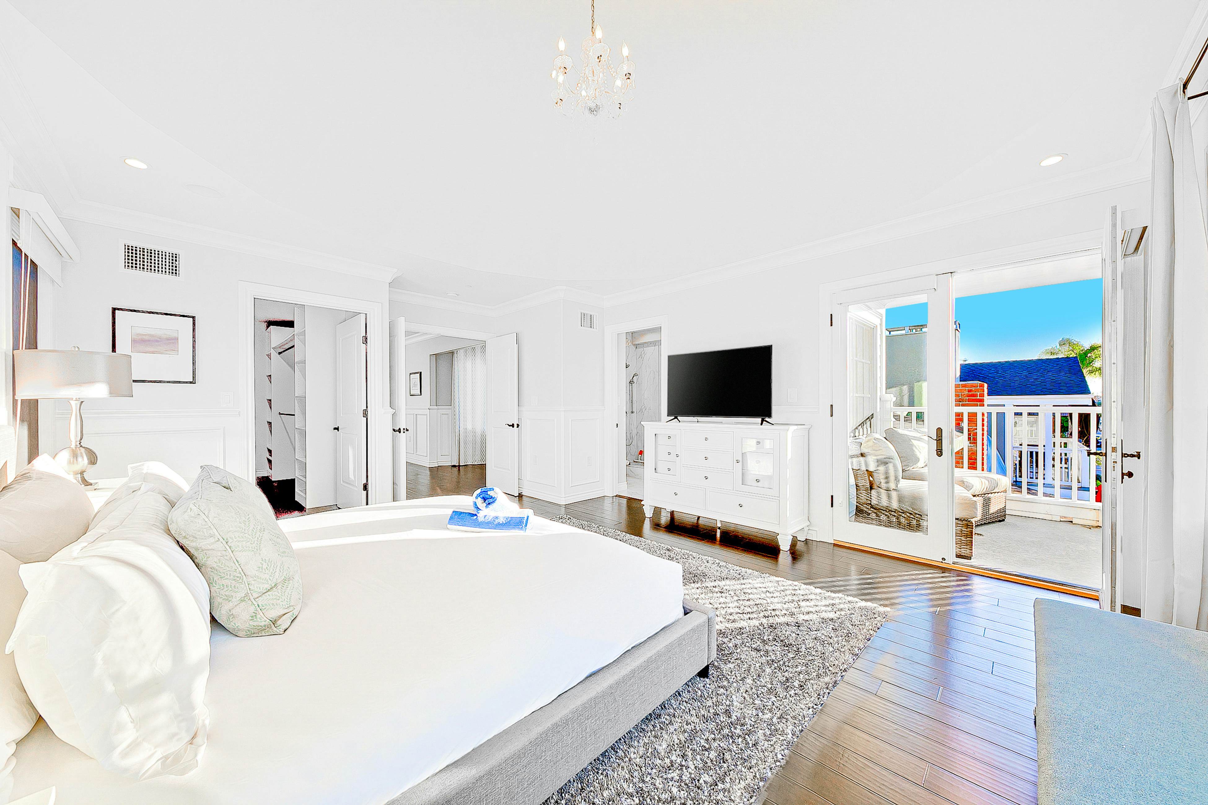 Spacious Balboa Beauty