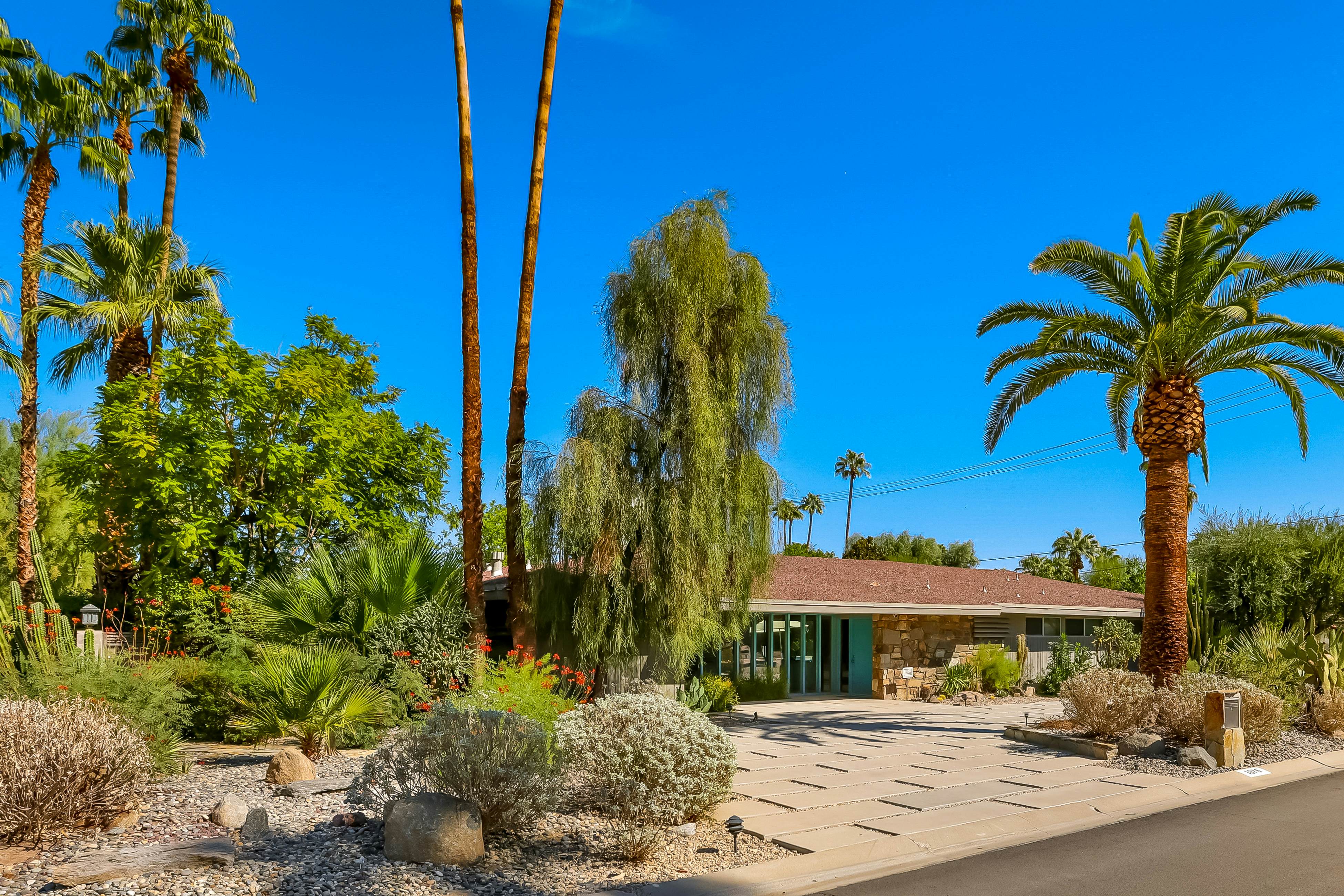 Palm Springs Perfection - 2243