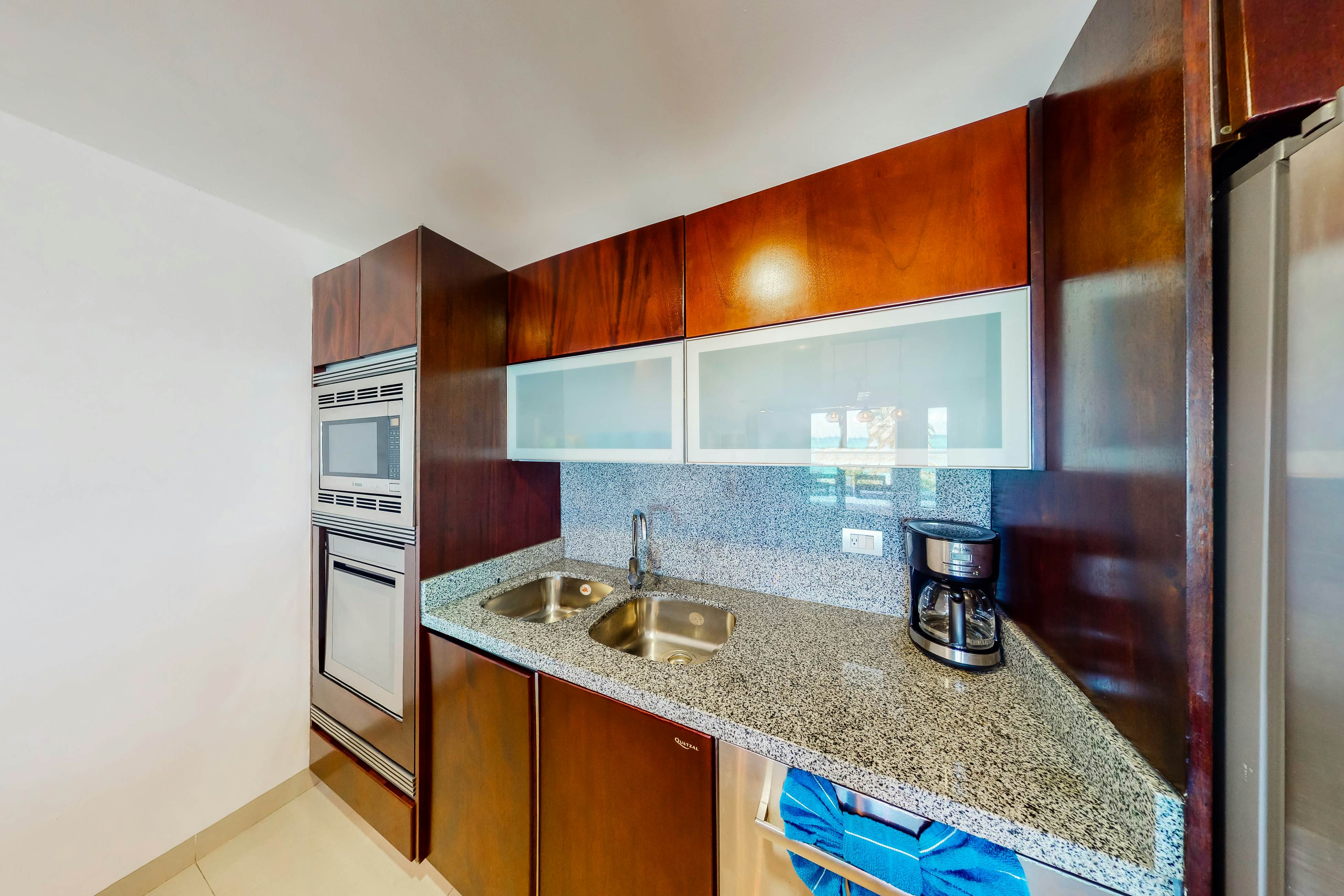 Gorgeous Oceanfront 115 Norte at Mareazul Beachfront