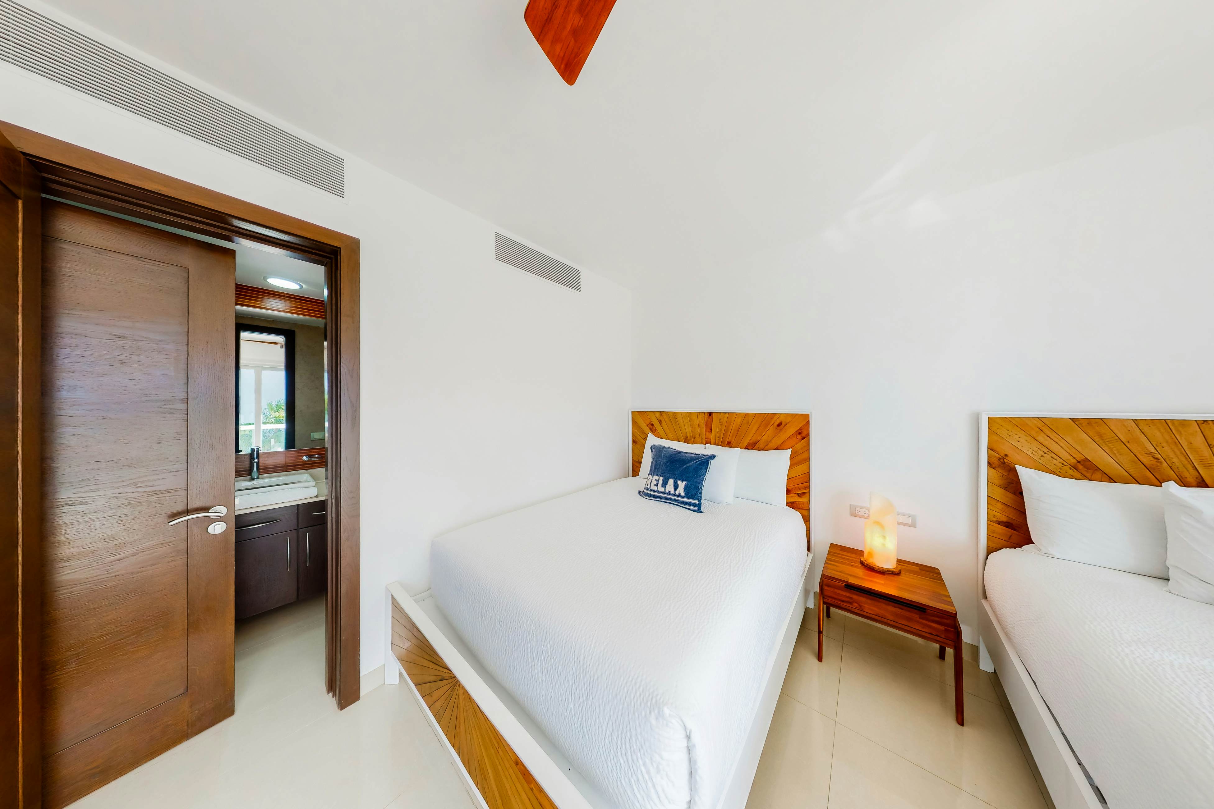 Gorgeous Oceanfront 115 Norte at Mareazul Beachfront