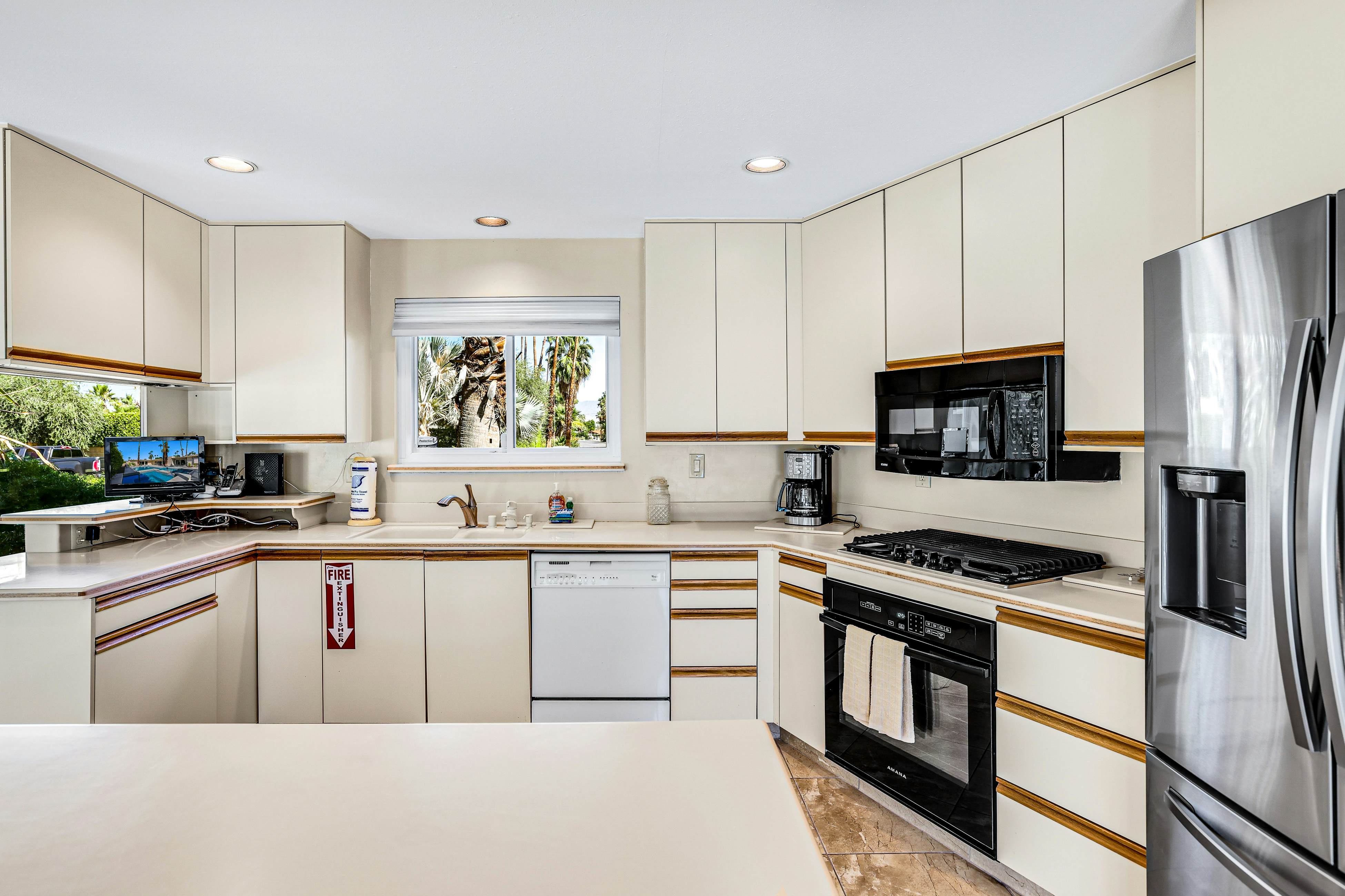 The Joshua Tree Place - 69046