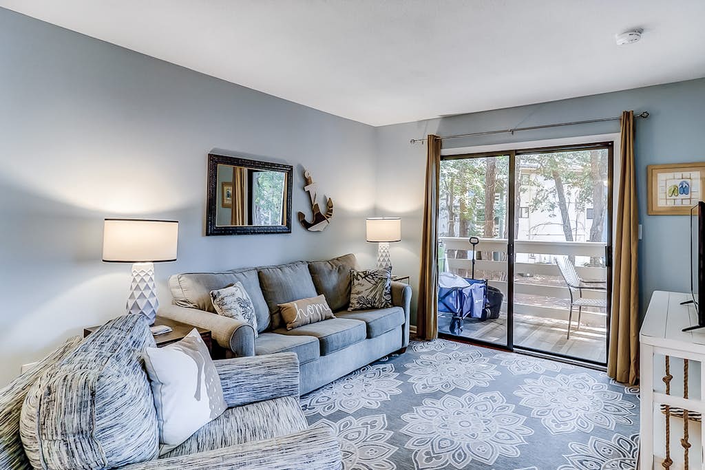 Villa with WiFi, Private Washer & Dryer, Central AC - Shared Pools, Hot Tub — Hilton Head, SC — vacation rental