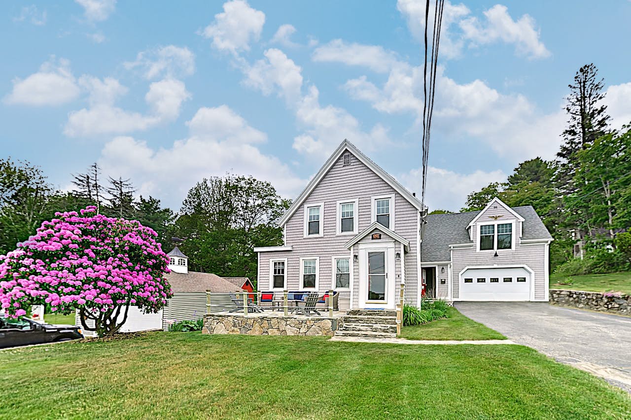 The Historic Harrington House 3 BD Boothbay Harbor, ME Vacation