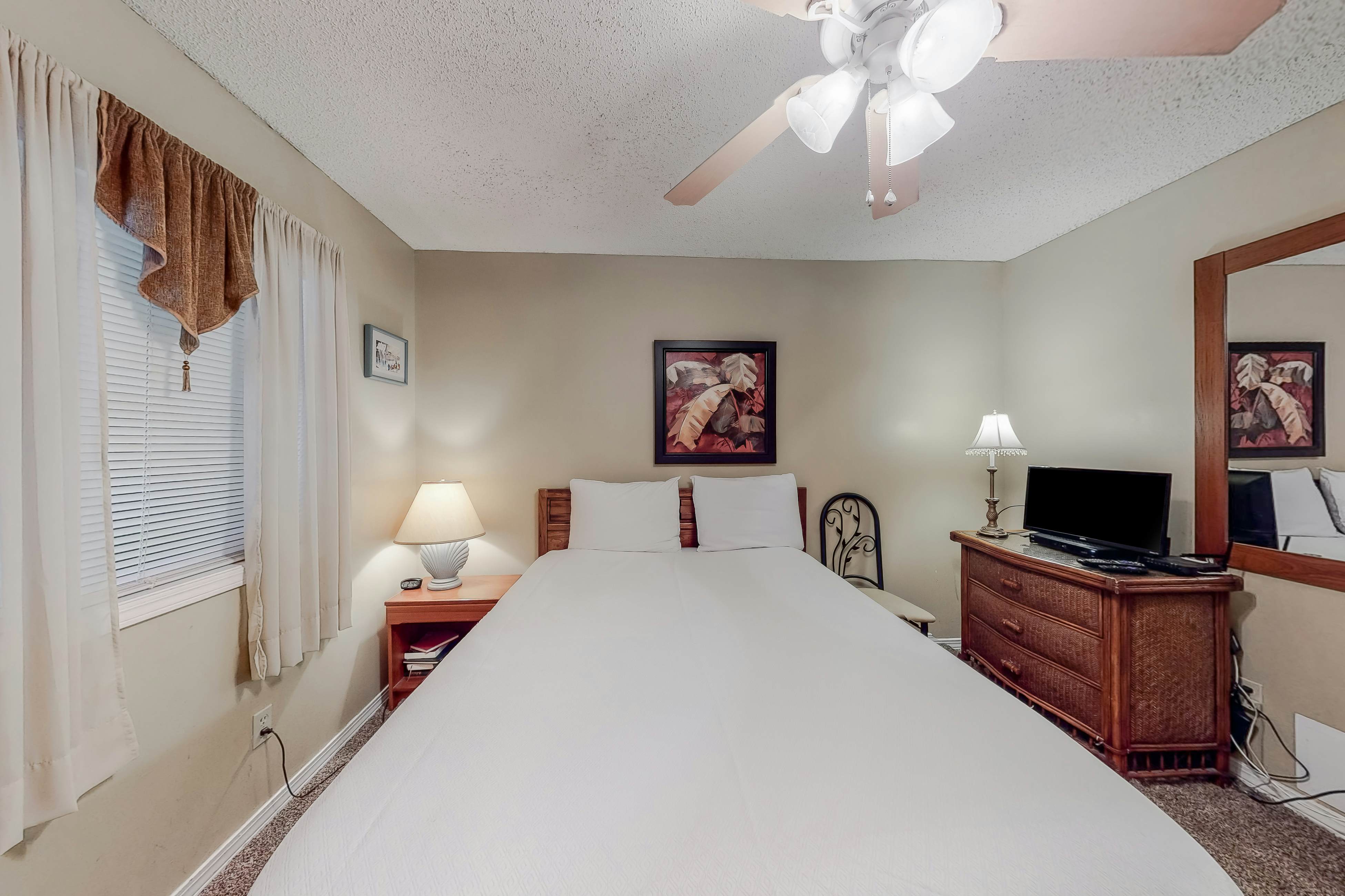 Seaside Beach & Racquet Club 4211