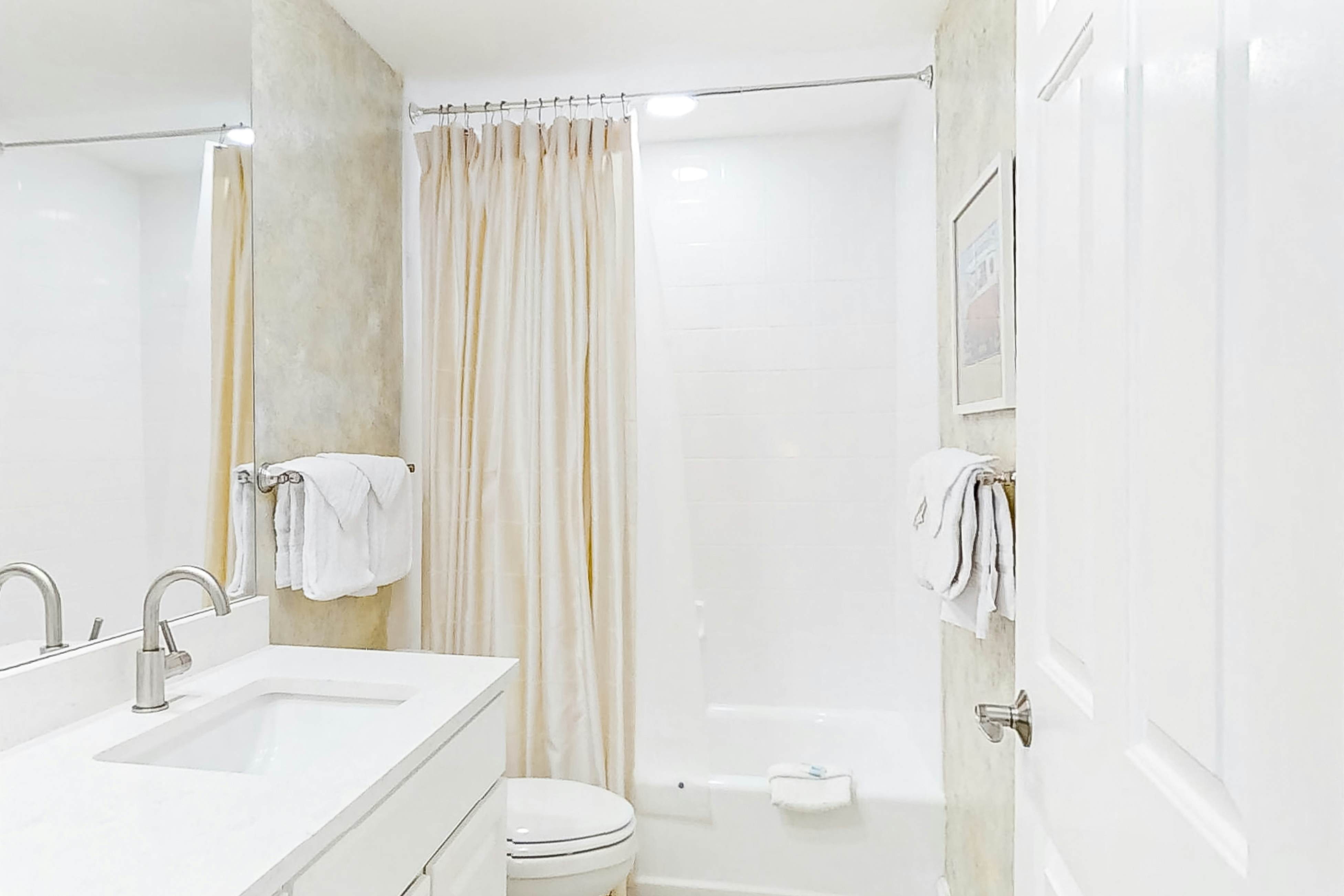 The Beach Club 1210C