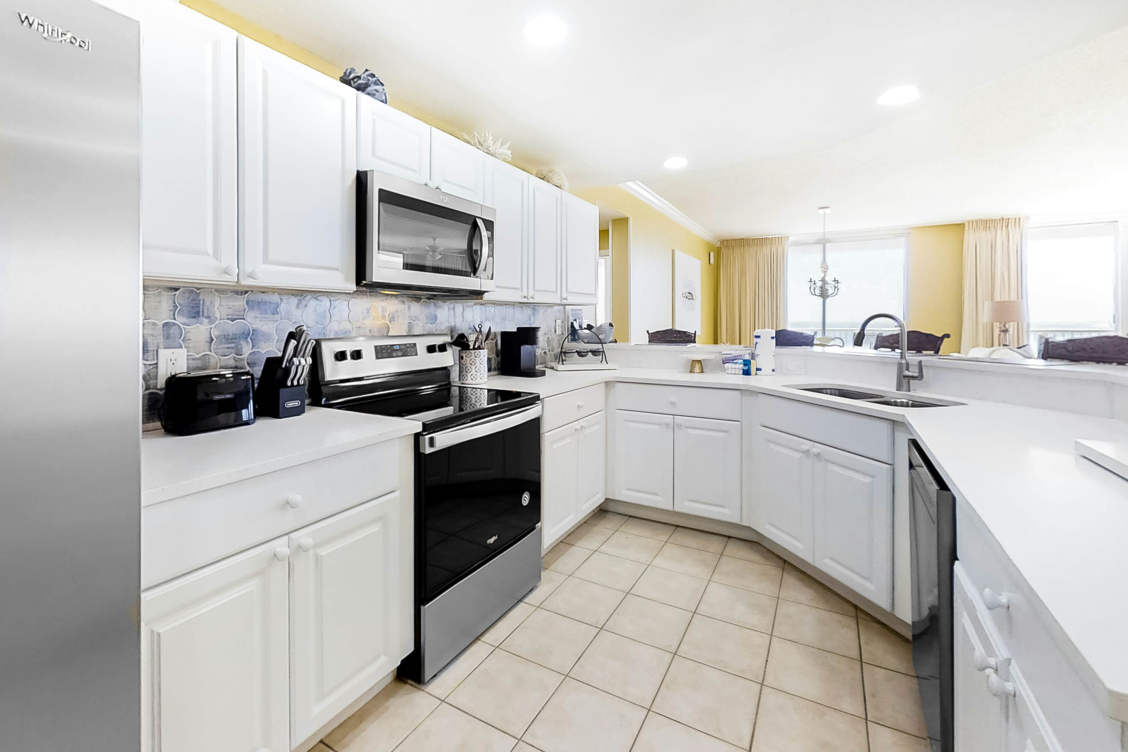 The Beach Club 1210C