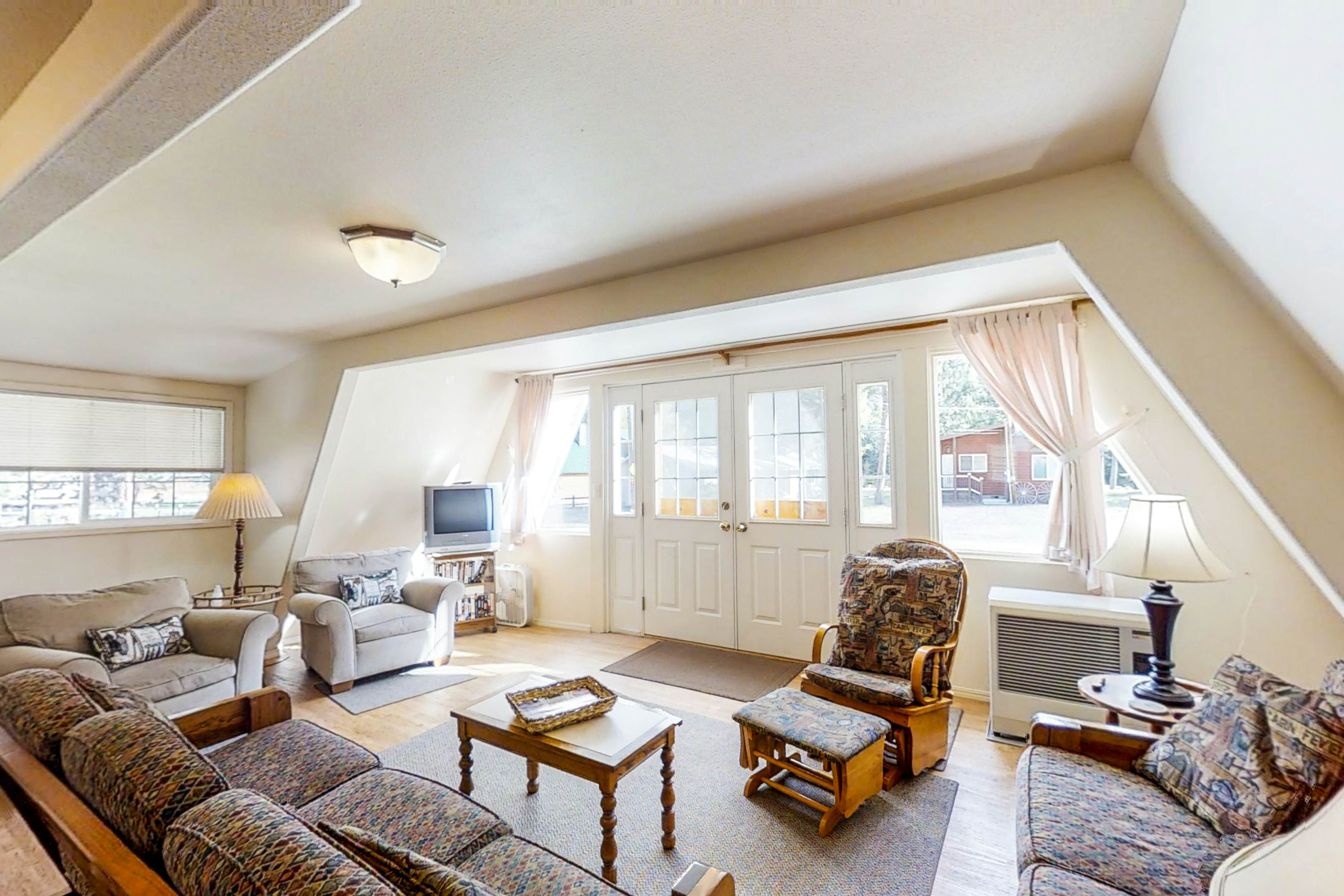 Wallowa Lake Vacation Rentals, Cabin Rentals Vacasa