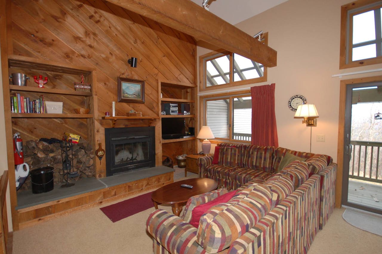 Okemo Trailside 32C 3 BD Ludlow, VT Vacation Rental Vacasa