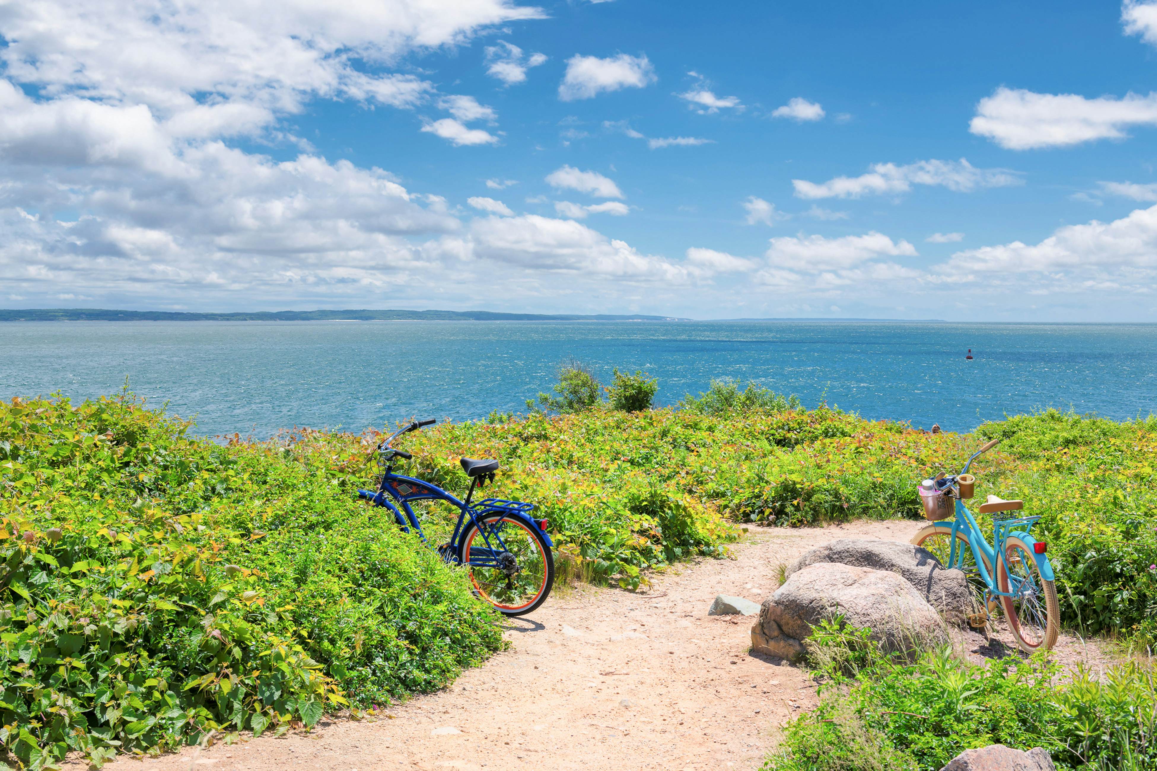 Charming Downtown Chatham Condo 1 BD Chatham, MA Vacation Rental Vacasa