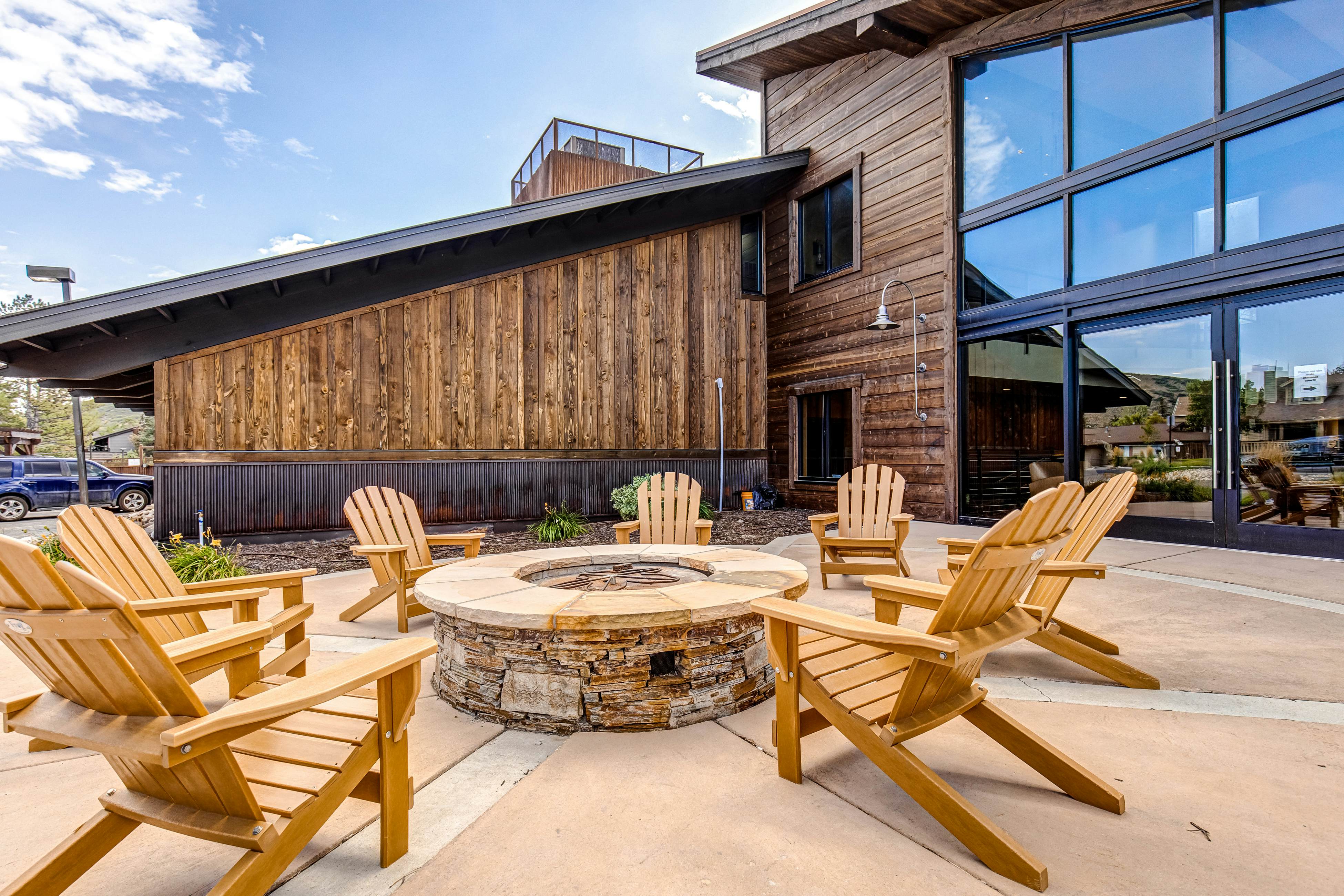 Quaint Prospector Lodge Studio #729