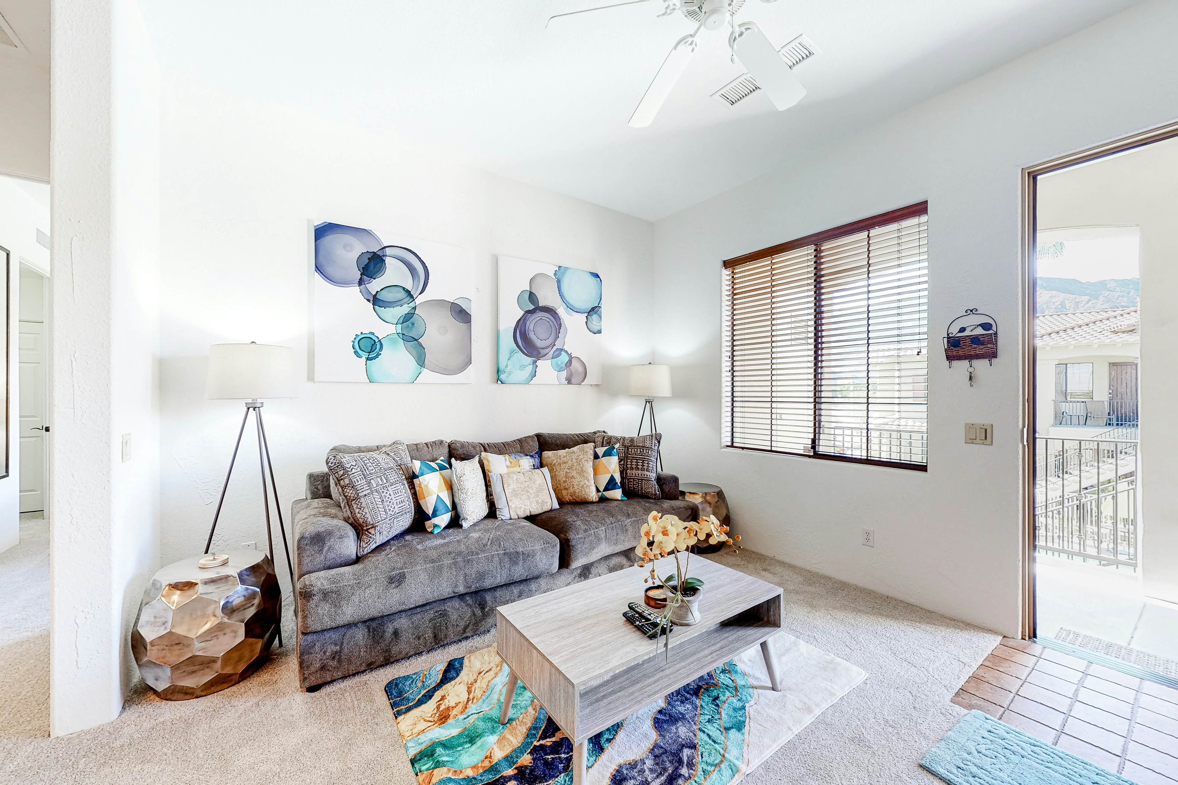 Sunny Days Retreat-260042