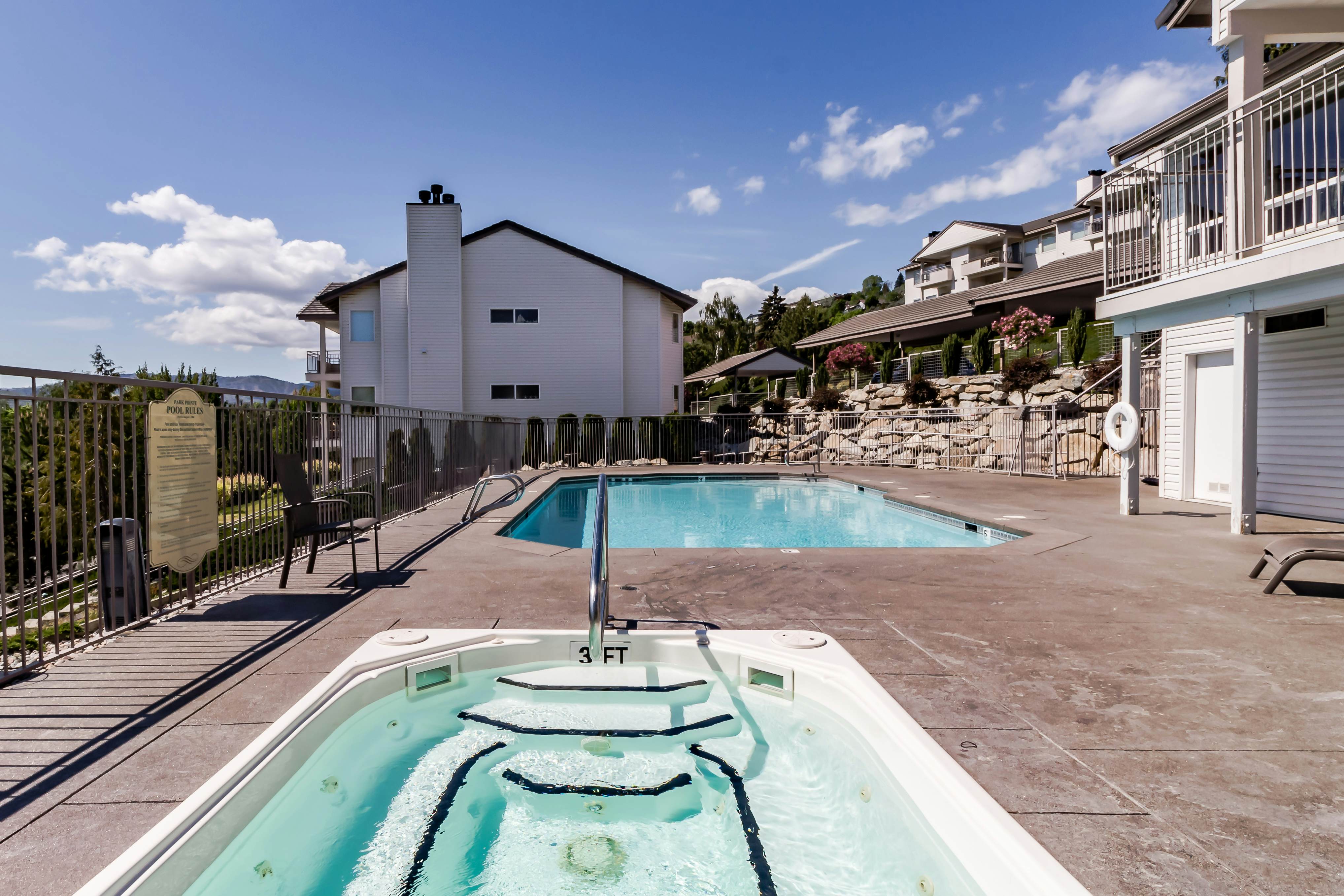 Park Pointe Condos Chelan Vacation Rentals Vacasa