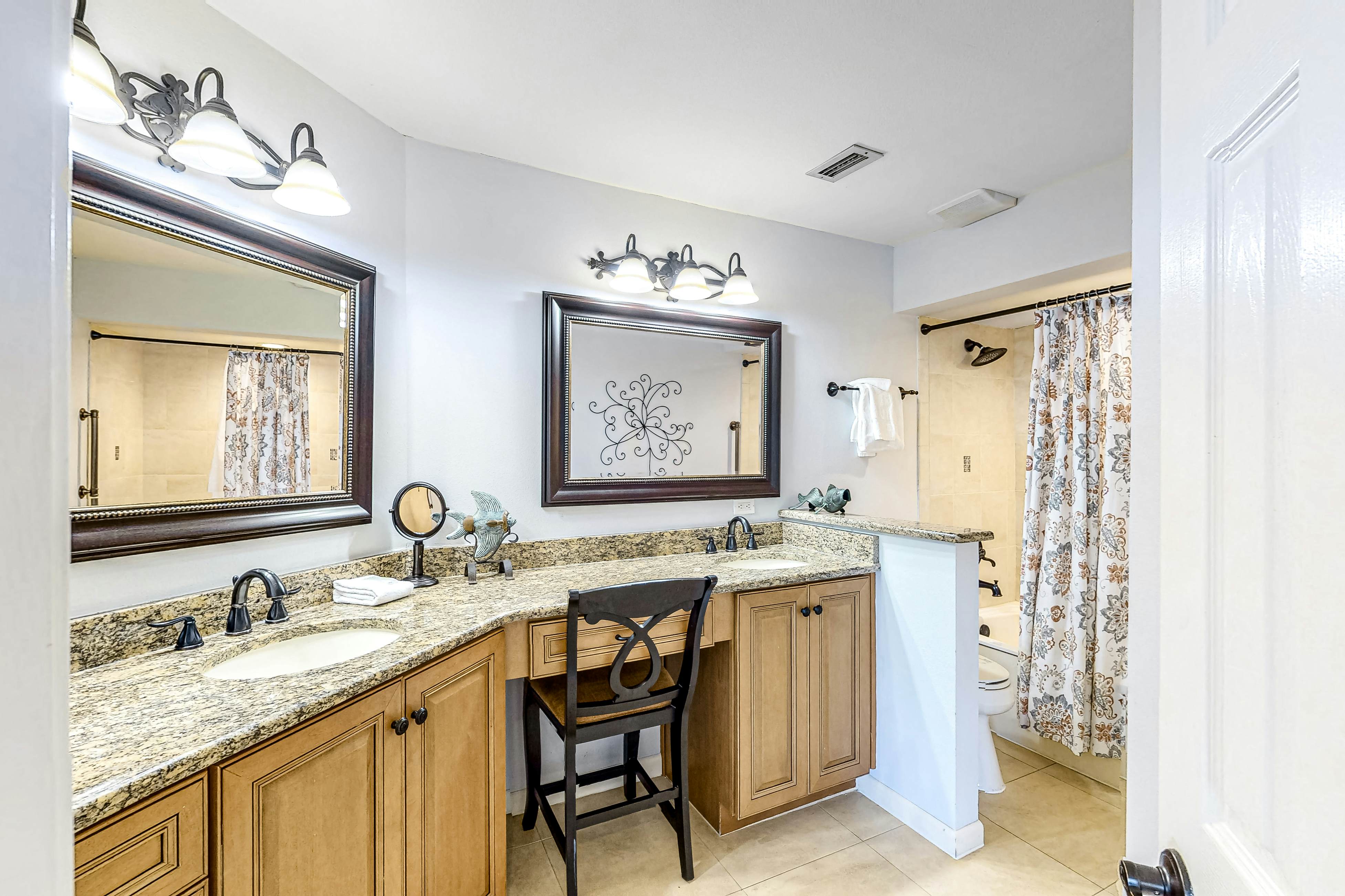 Tivoli by the Sea #5235