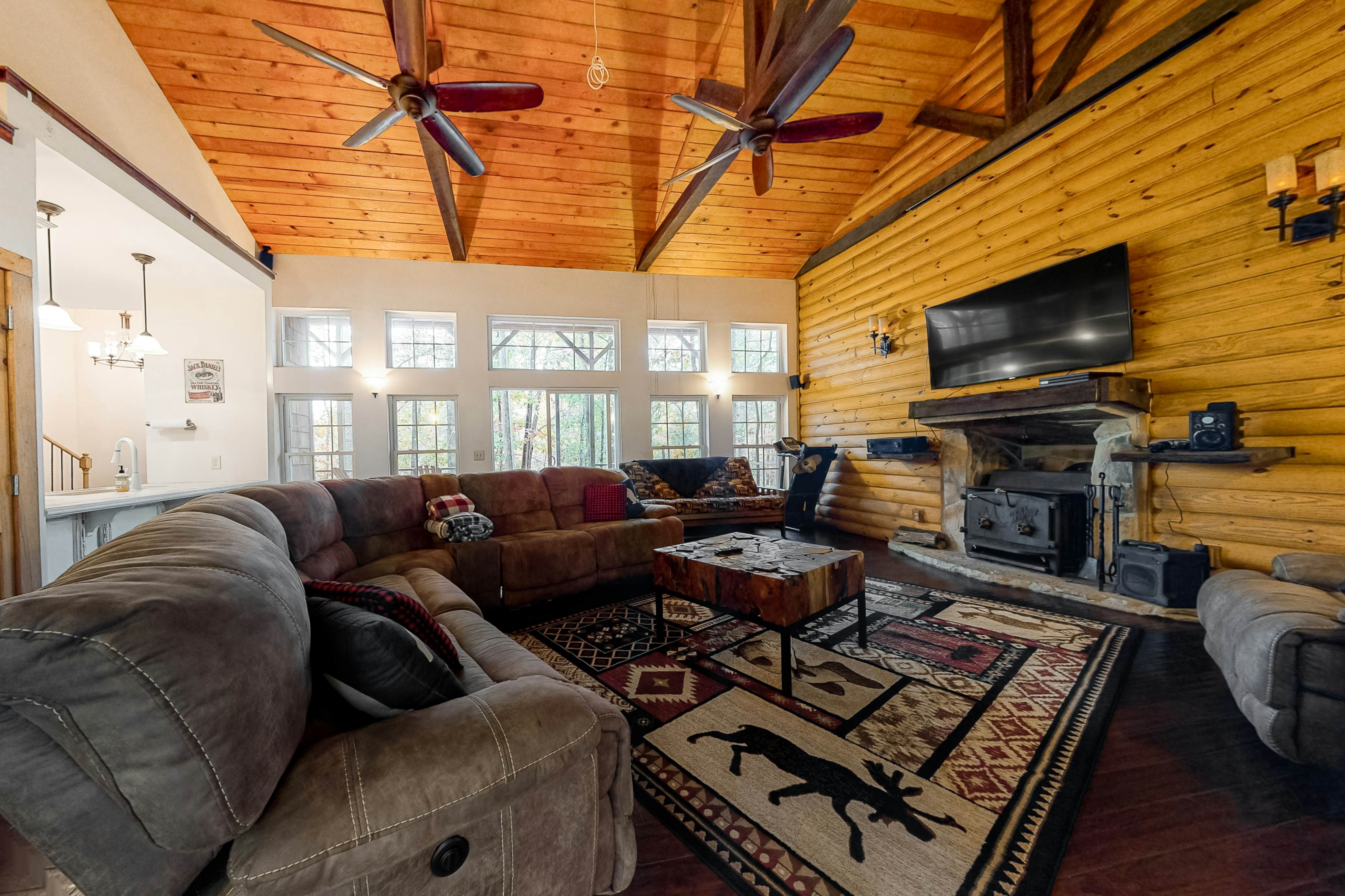 North Cabin Rentals, Vacation Rentals Vacasa