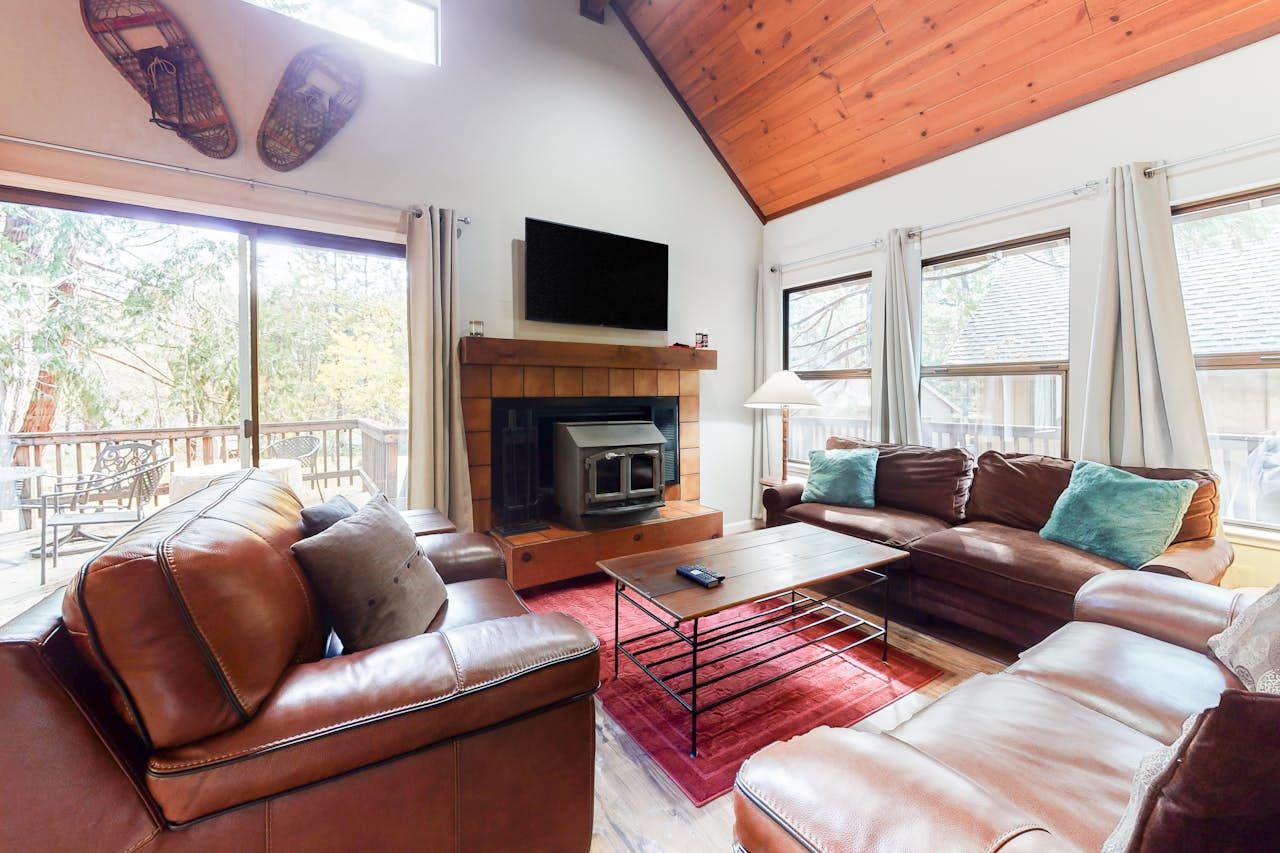 Lakeview Lodge 3 BD Arnold, CA Vacation Rental Vacasa