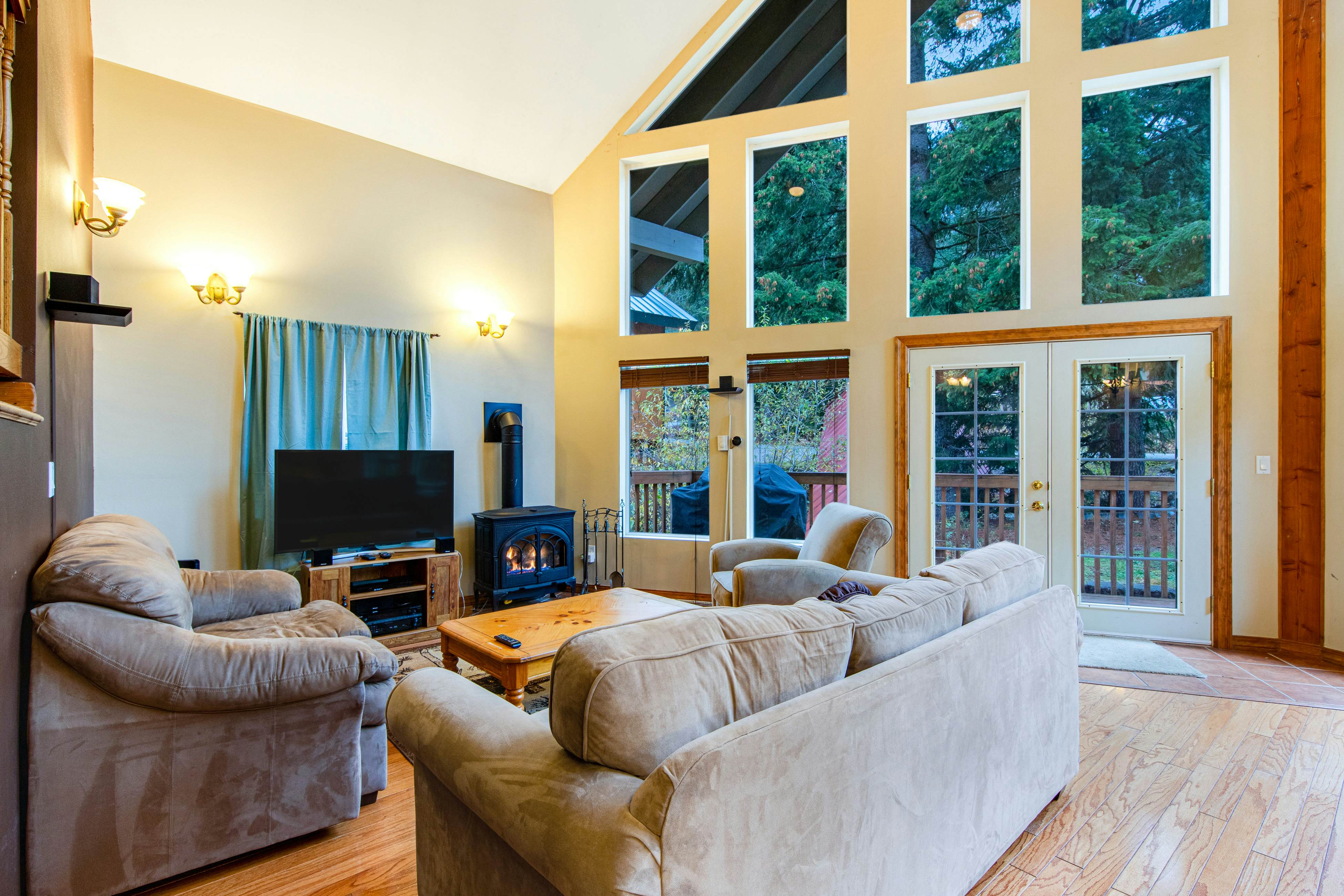 Breathtaking Hyak Home