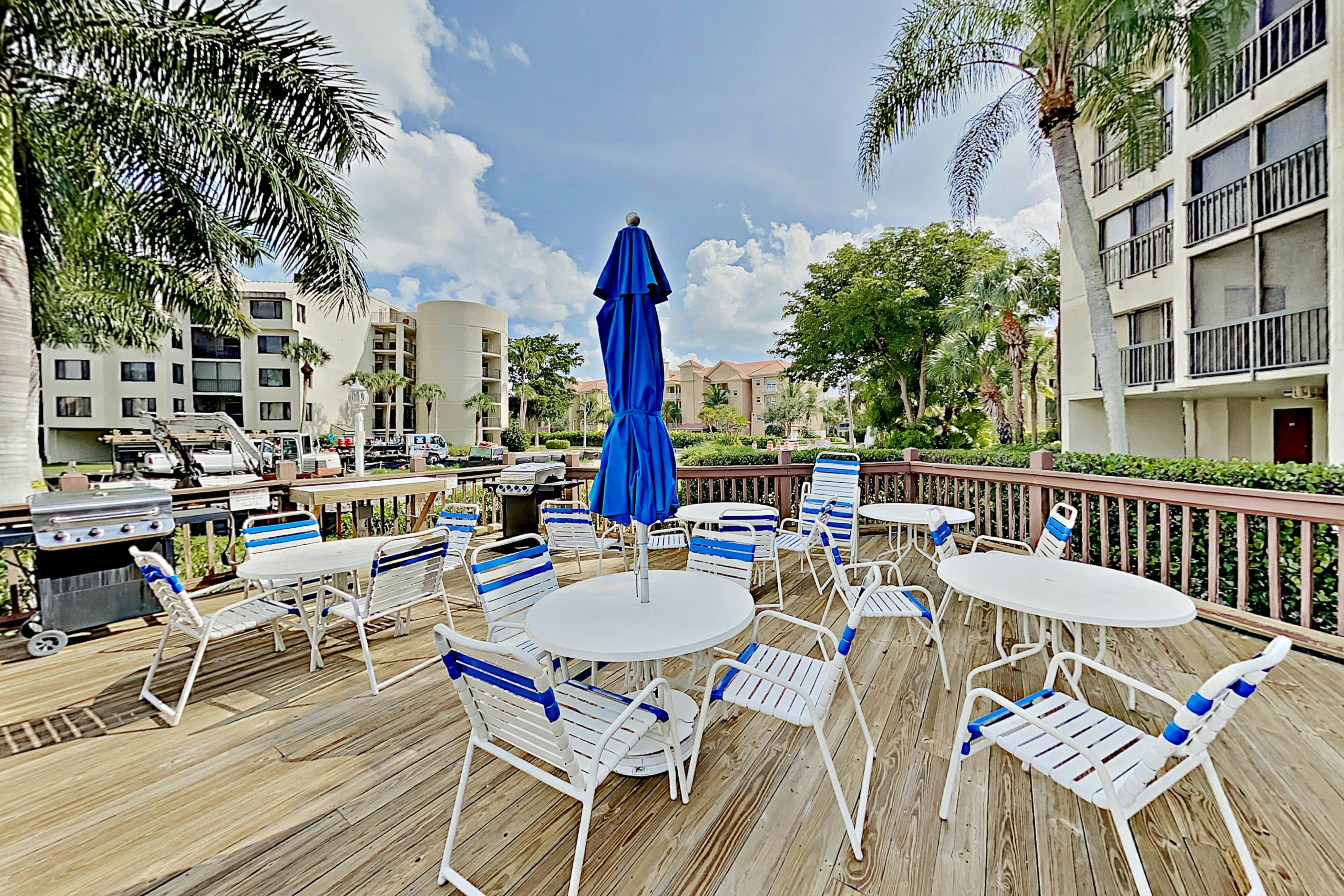 Santa Maria Condo 102