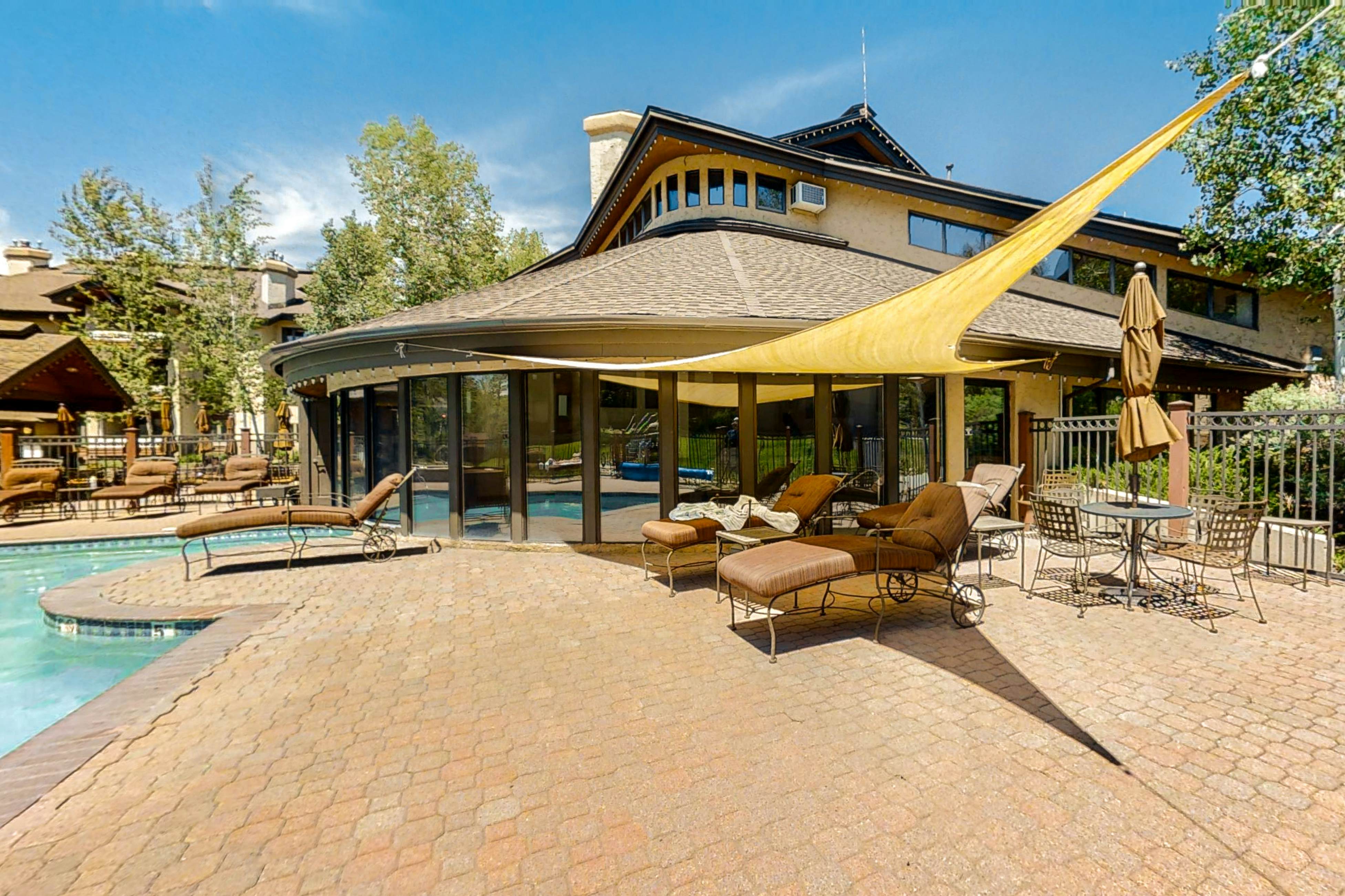 Champagne Lodge 3108