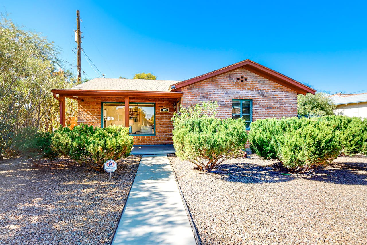 Sam Hughes 2 BD Tucson, AZ Vacation Rental Vacasa