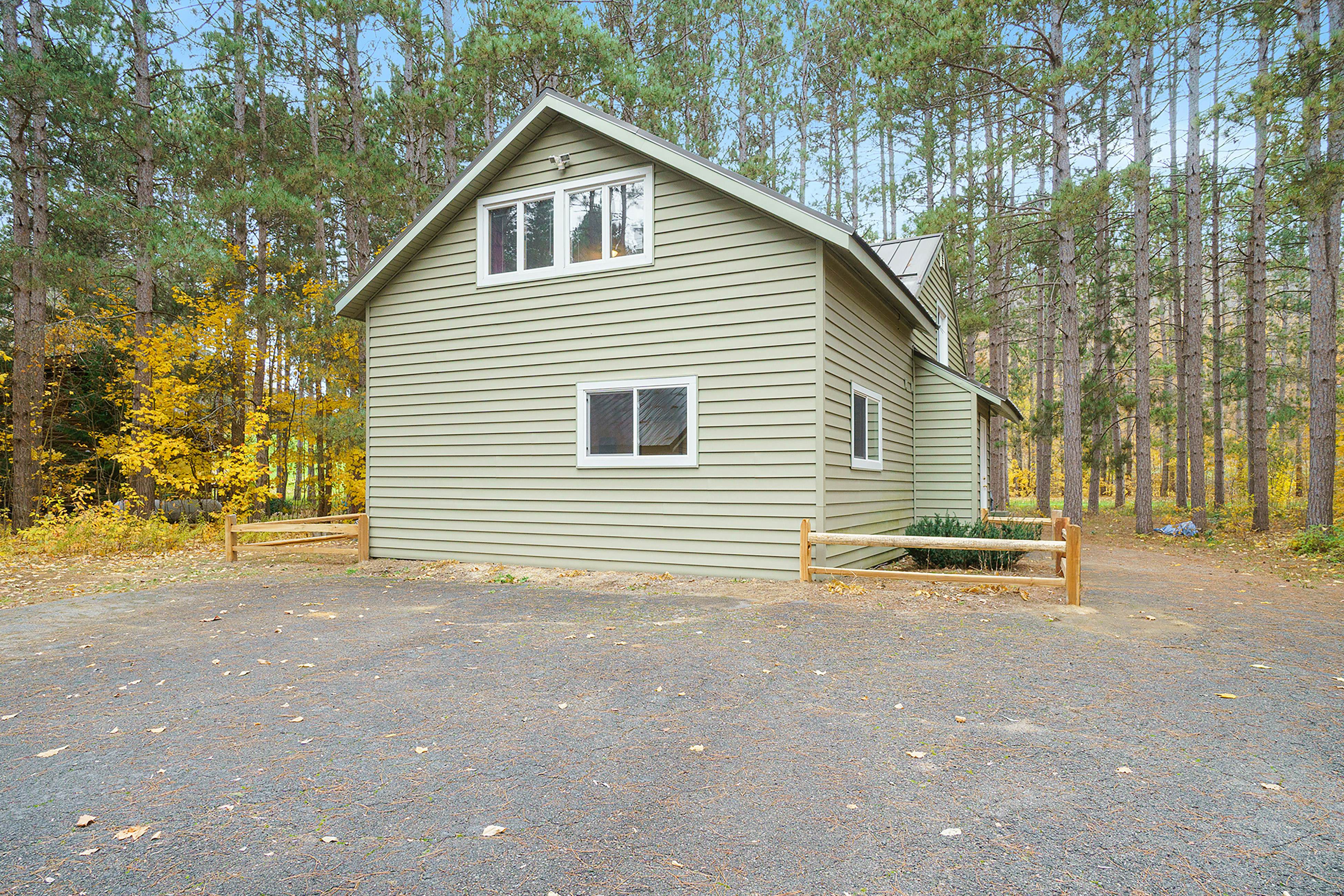 Crystal Mountain Cabin 4 BD Thompsonville, MI Vacation Rental Vacasa