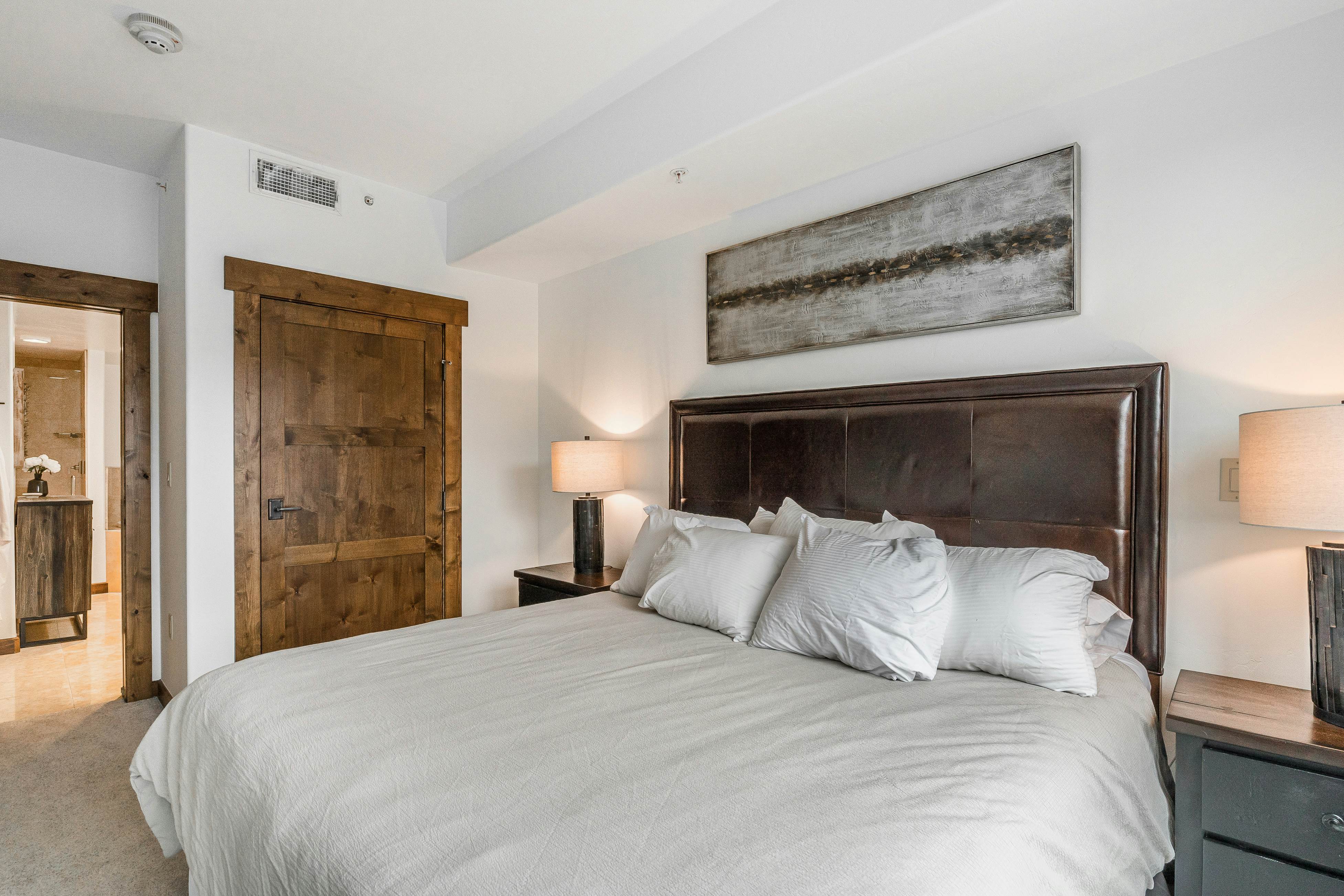 Trailhead Lodge 3110