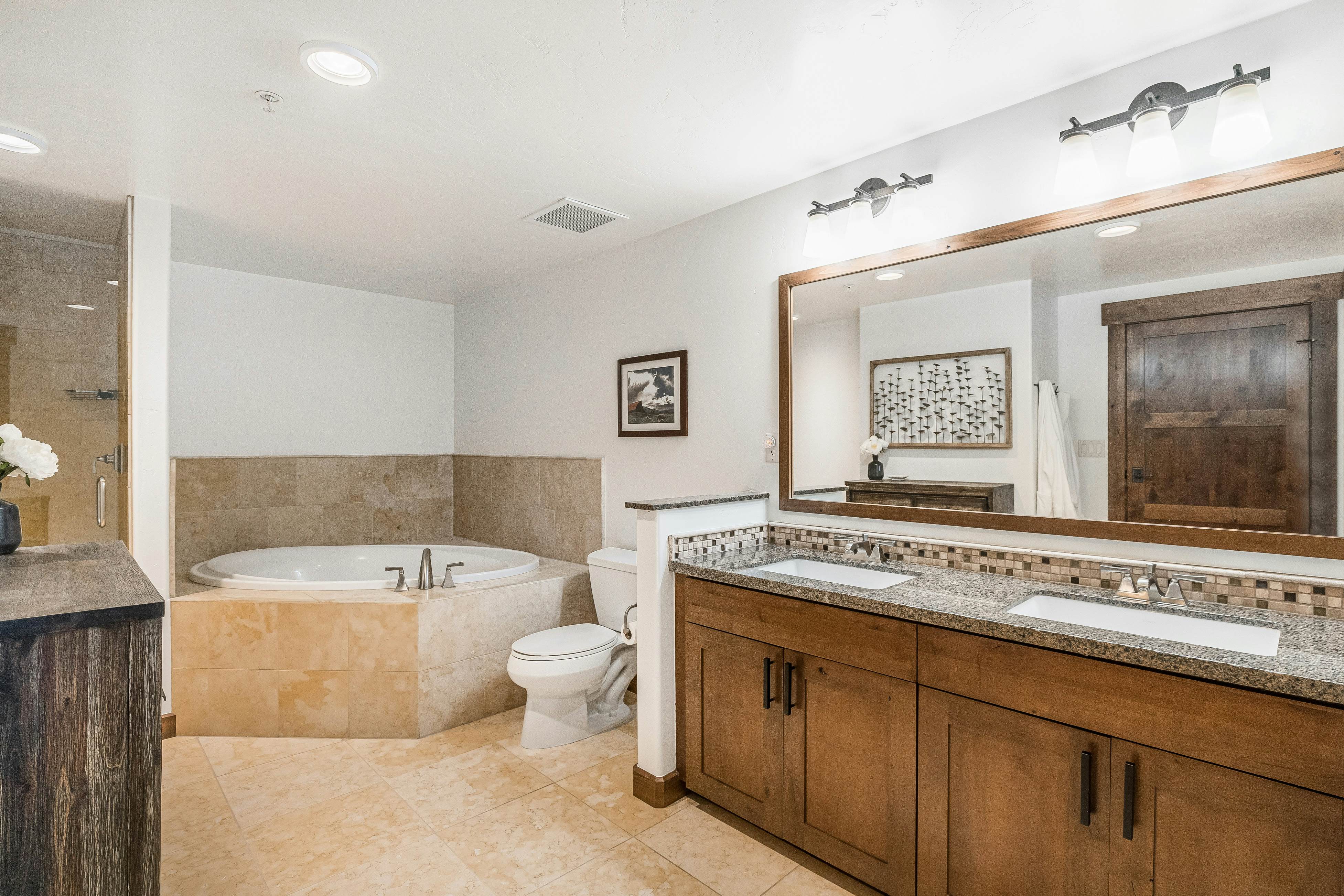 Trailhead Lodge 3110