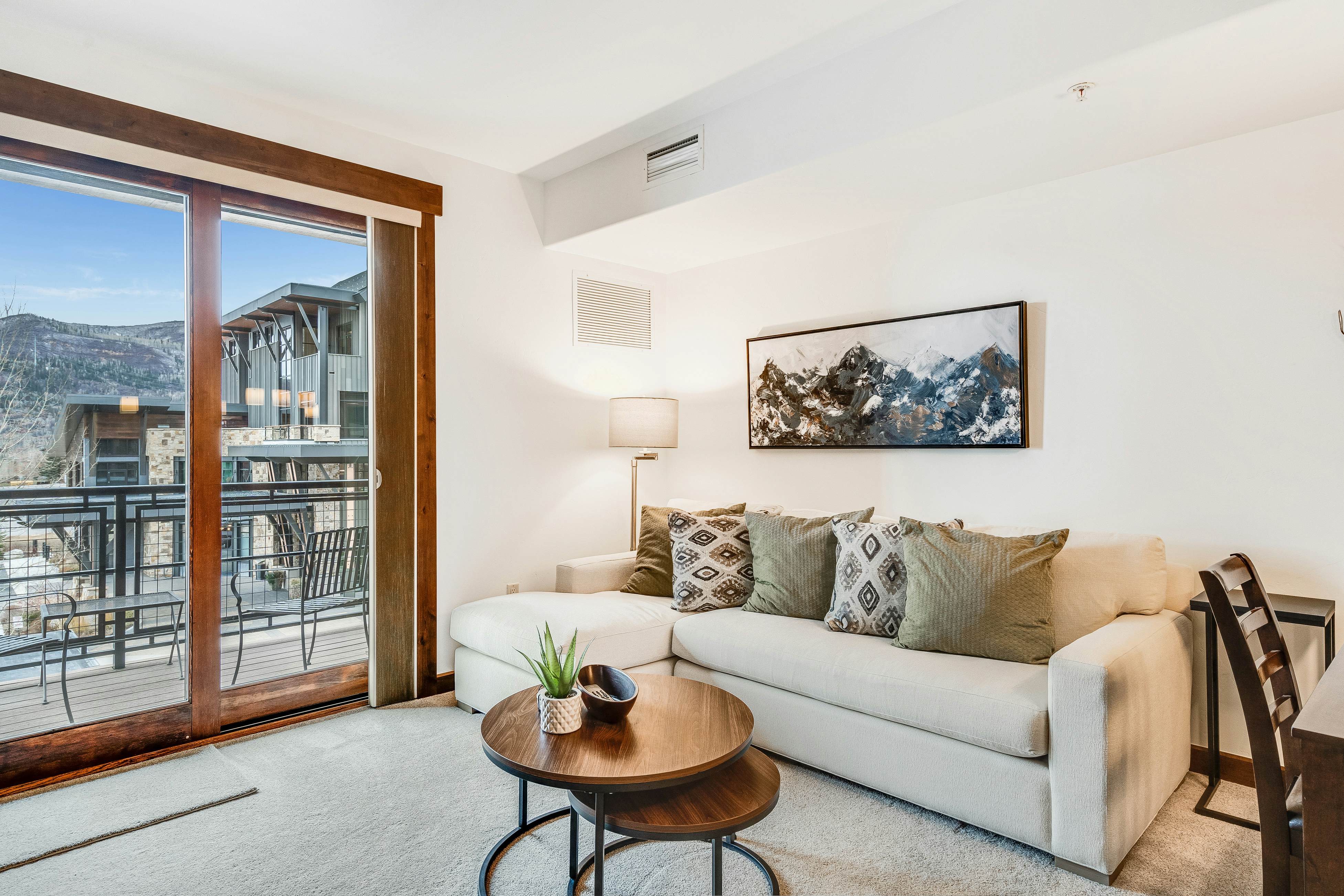 Trailhead Lodge 3110