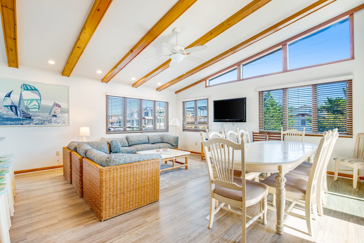 Town of Fenwick Island 1310 Bunting Ave. 4 BD Fenwick Island, DE