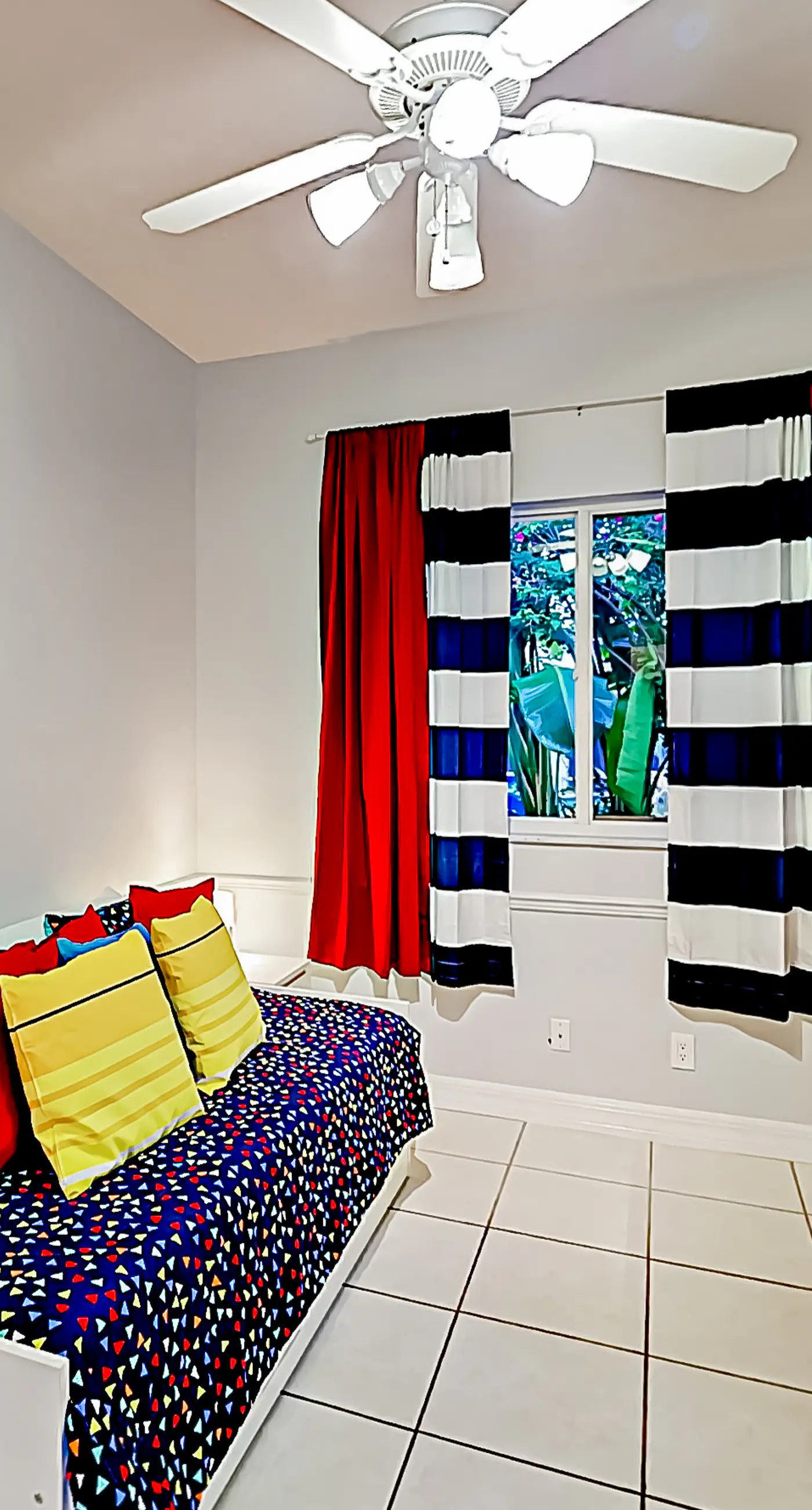 Palm Paradise Escape