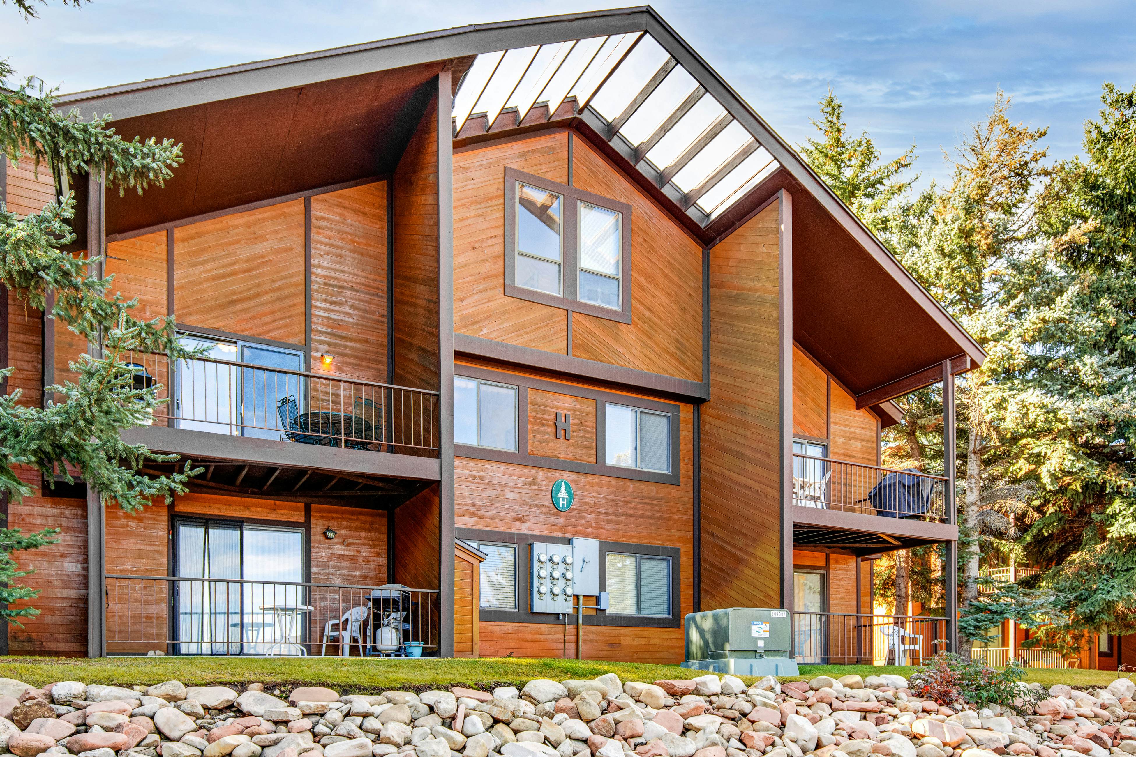 Mountain View Loft H6 at Red Pine