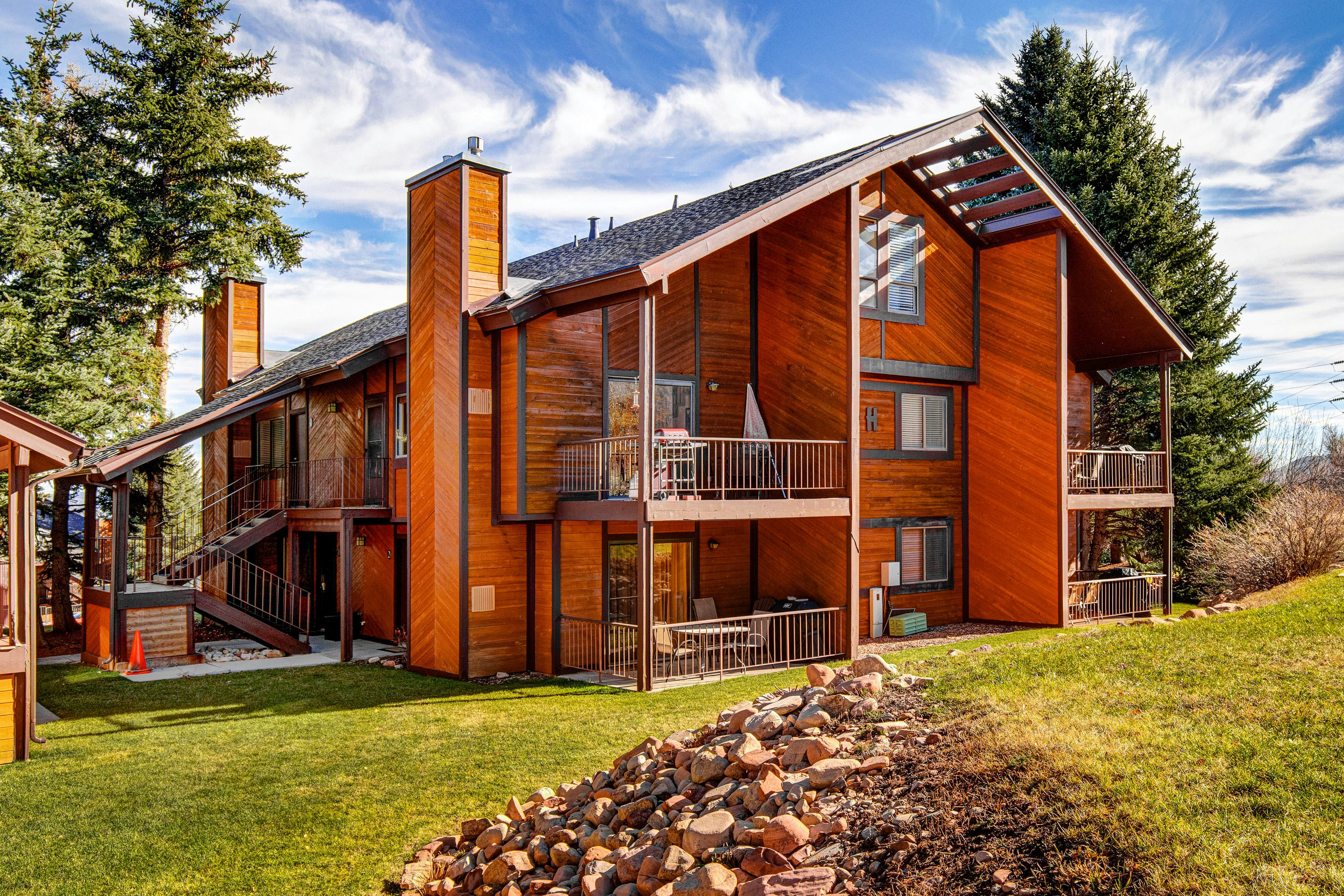 Mountain View Loft H6 at Red Pine