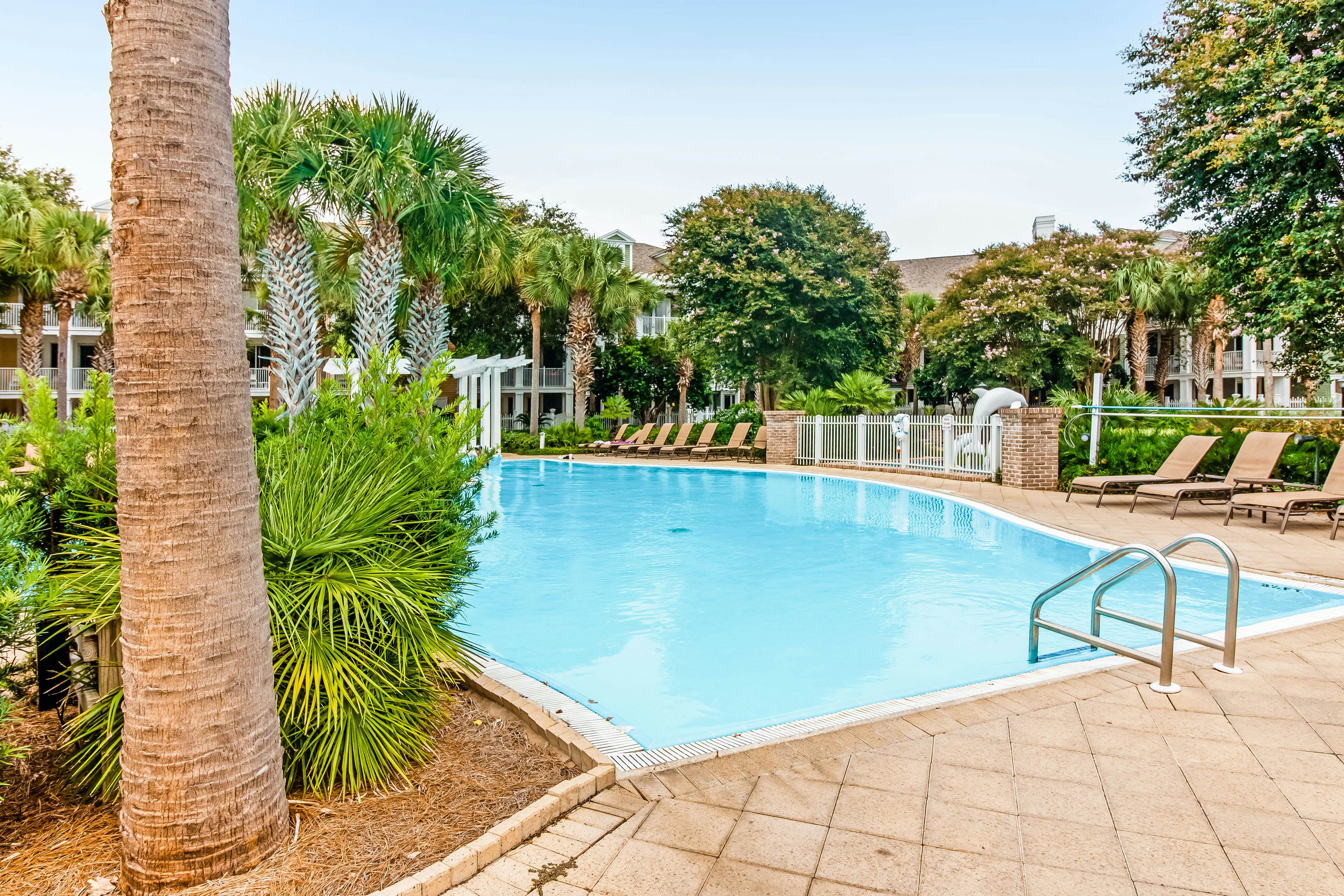 Baytowne Wharf - Market Street Inn #248 - Beauty by the Bay