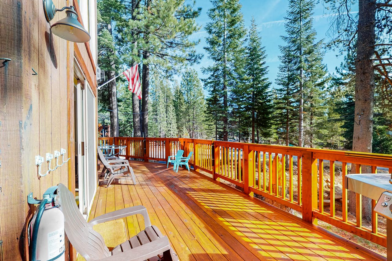 Truckee Secret 3 BD Truckee, CA Vacation Rental Vacasa