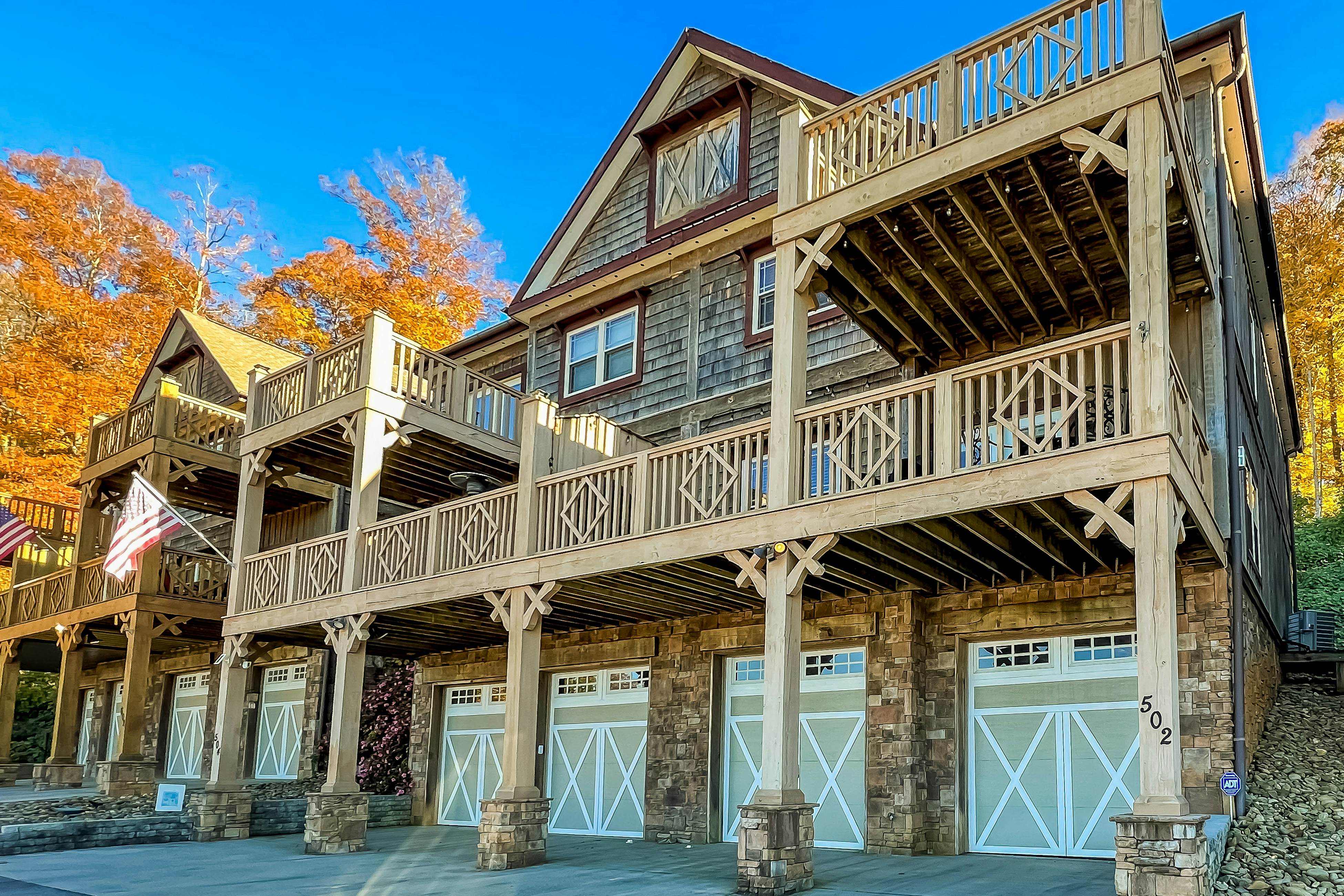 Norris Lake Cabin Rentals, Waterfront Rentals, Lake Houses Vacasa