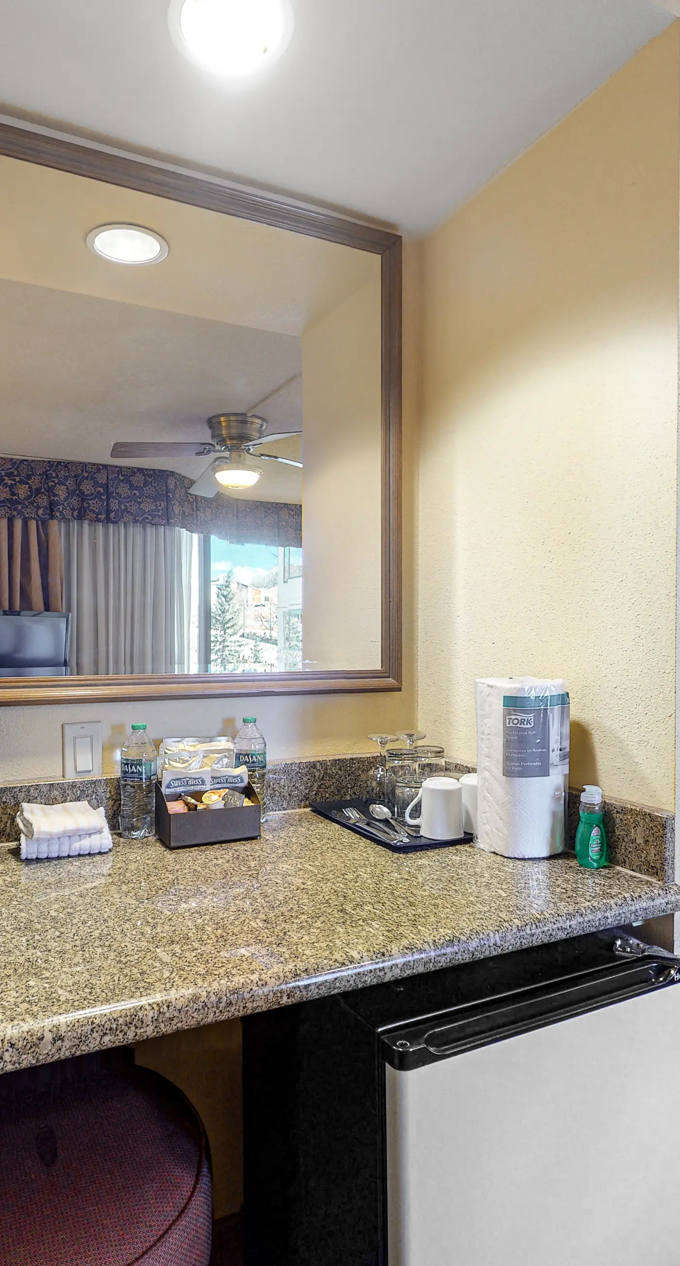 Crested Butte's Dream Studio GL270